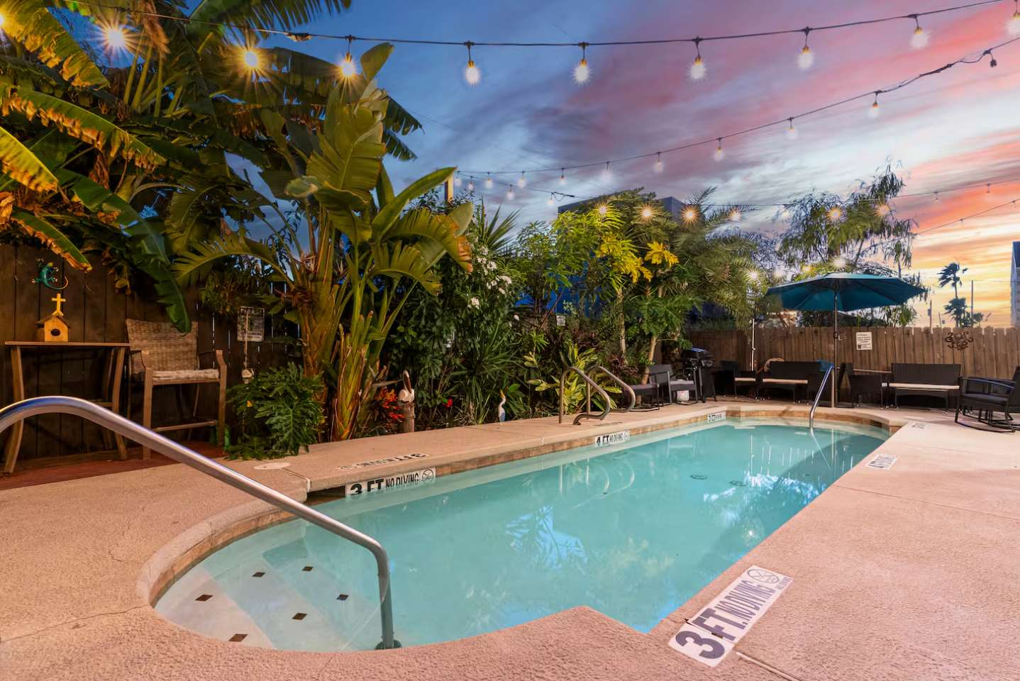 Modern Beachside Condo w Pool South Padre Island