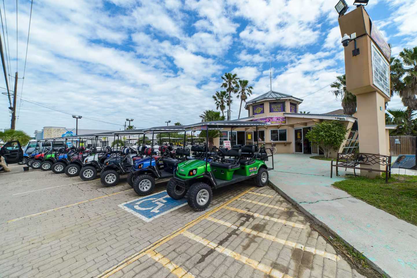 Modern Beachside Condo w Pool South Padre Island | Photo 36