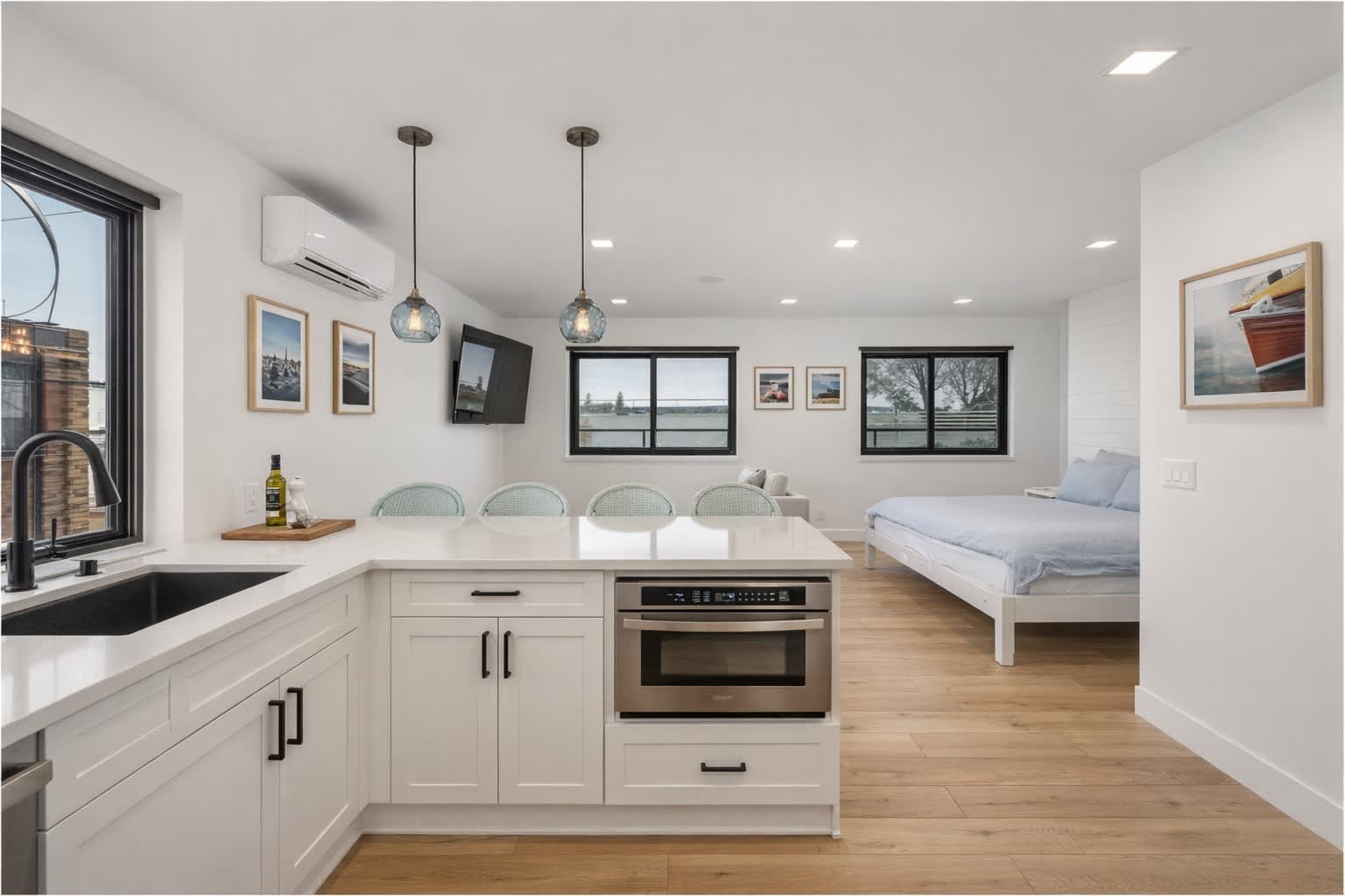 Stylish Downtown Studio Apartment w/ Free Parking — Coeur d'Alene, ID — vacation rental
