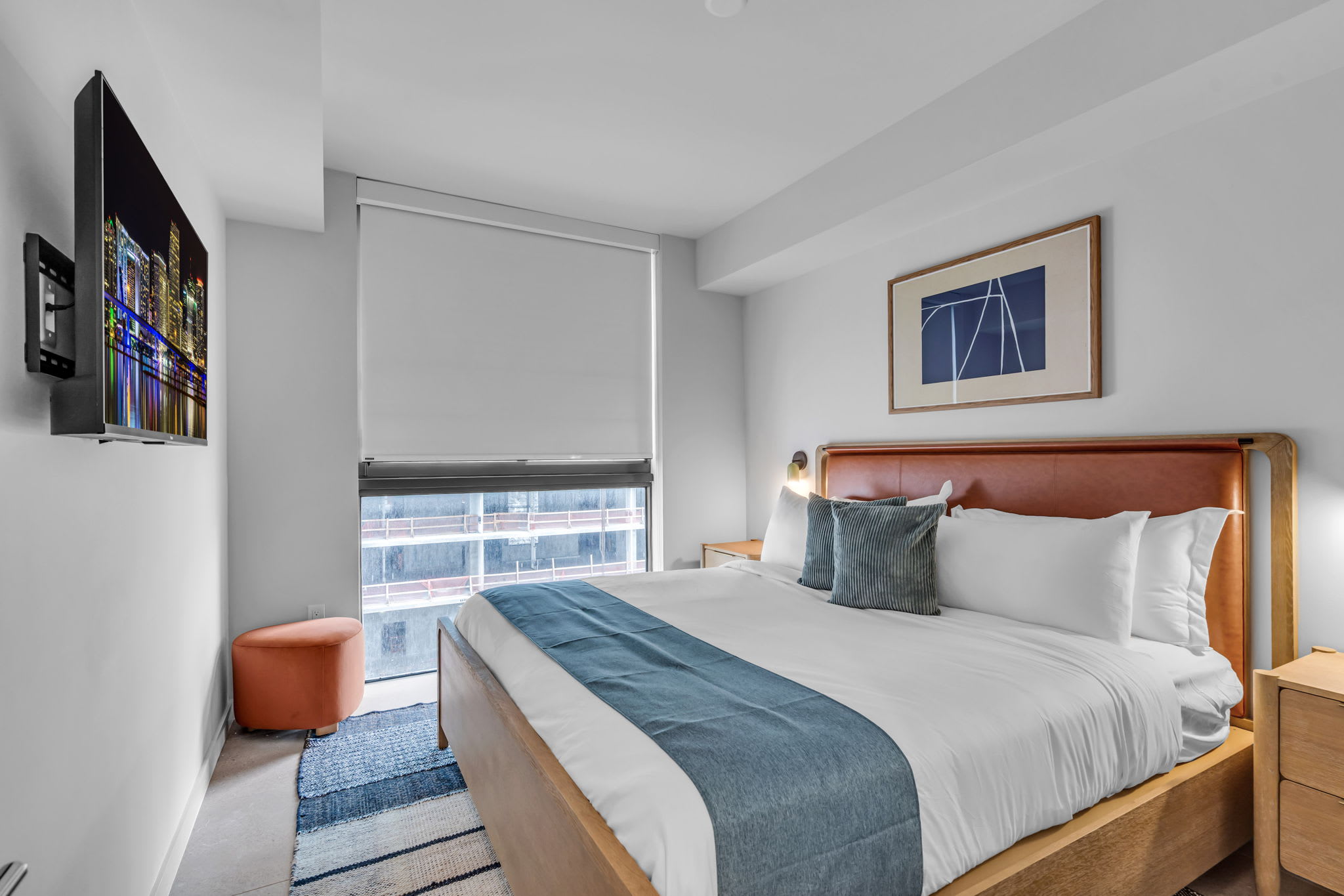 2BR Corner Suite MIA,  Wrap Balcony, Rooftop Pool