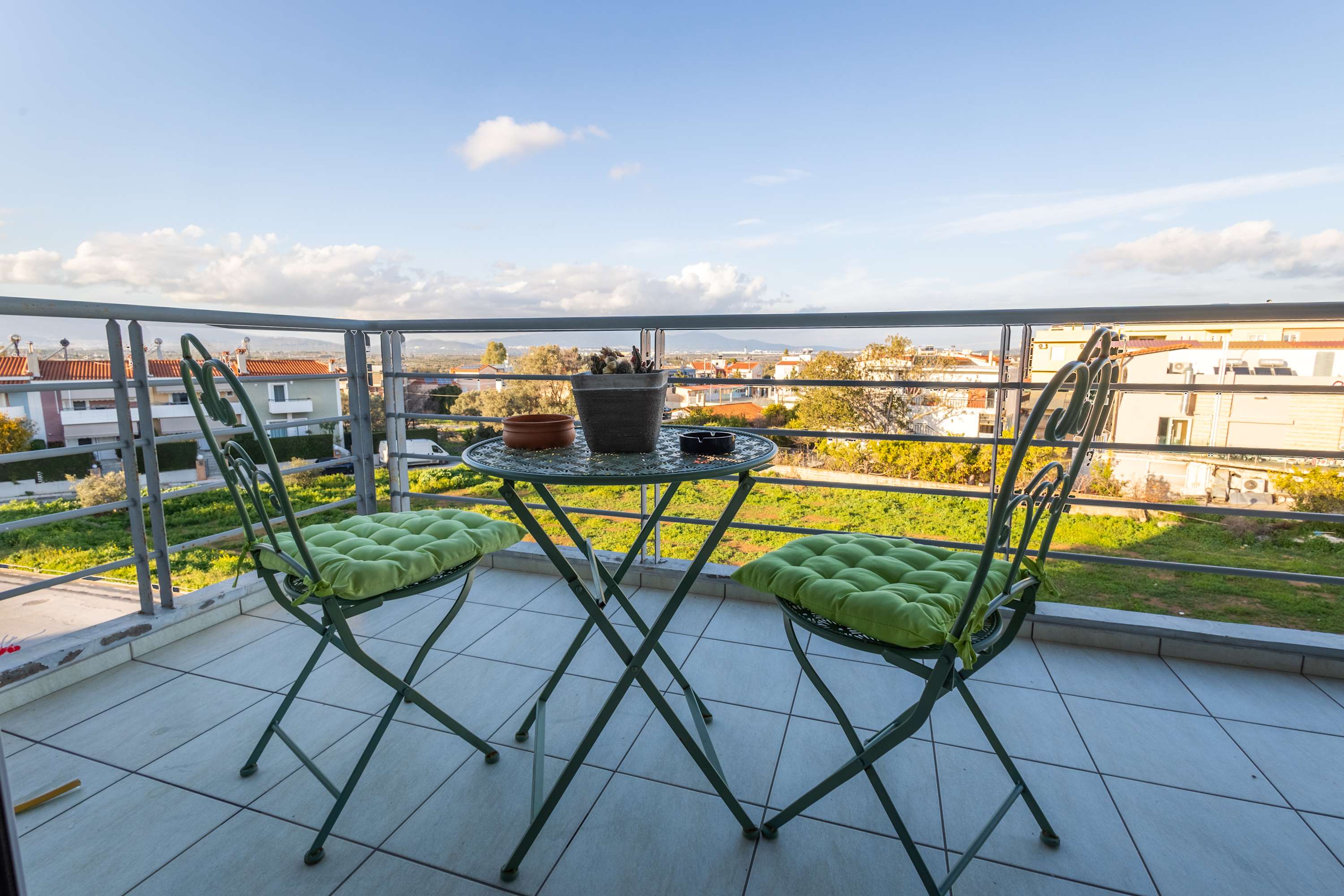 Nancy View Apartment - Right next to the Airport — Markopoulo Mesogeas — vacation rental