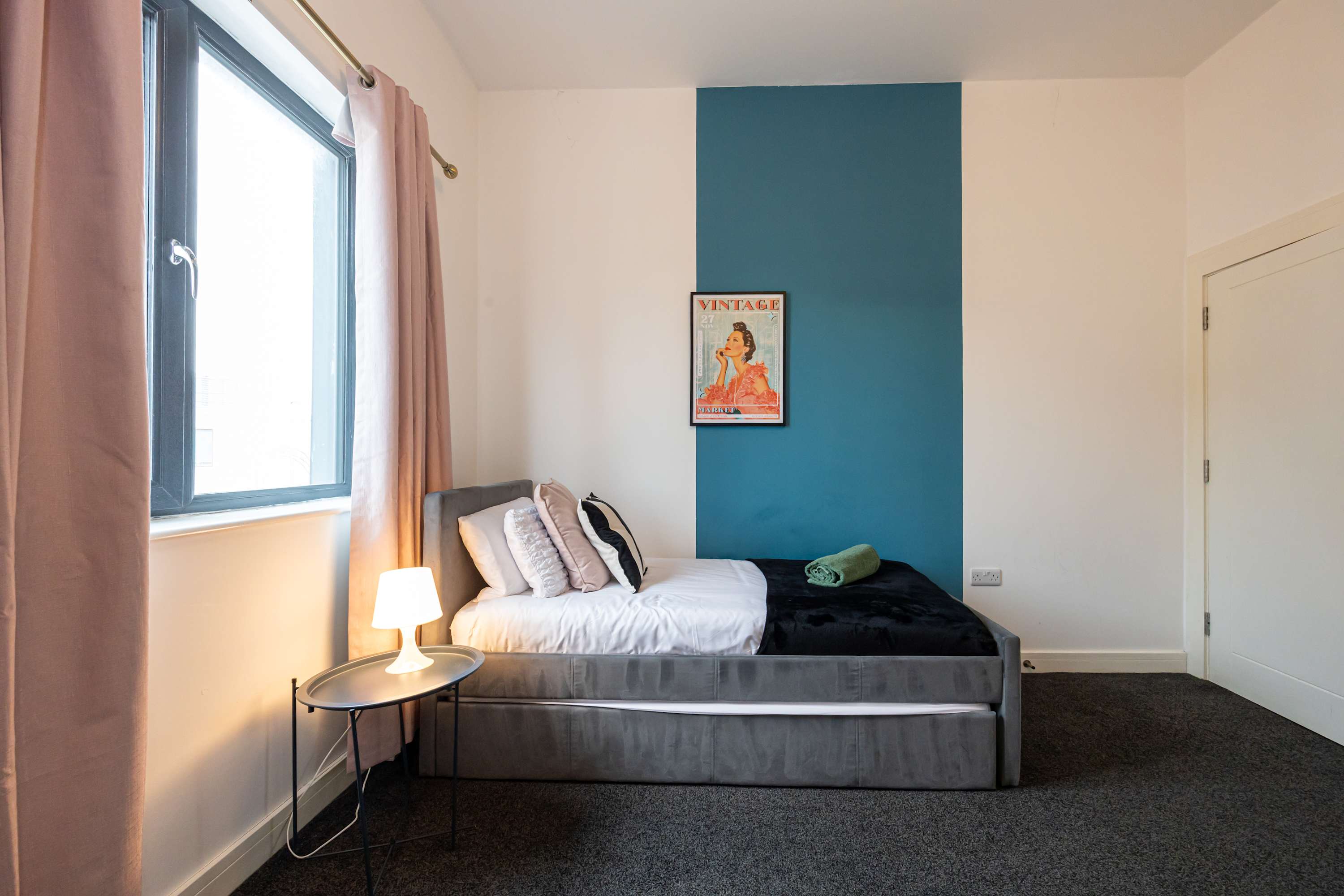 Spacious 2 bed apt near Media City and Old Trafford in Quay House M5 3NR - Property image 14 - VivreStays