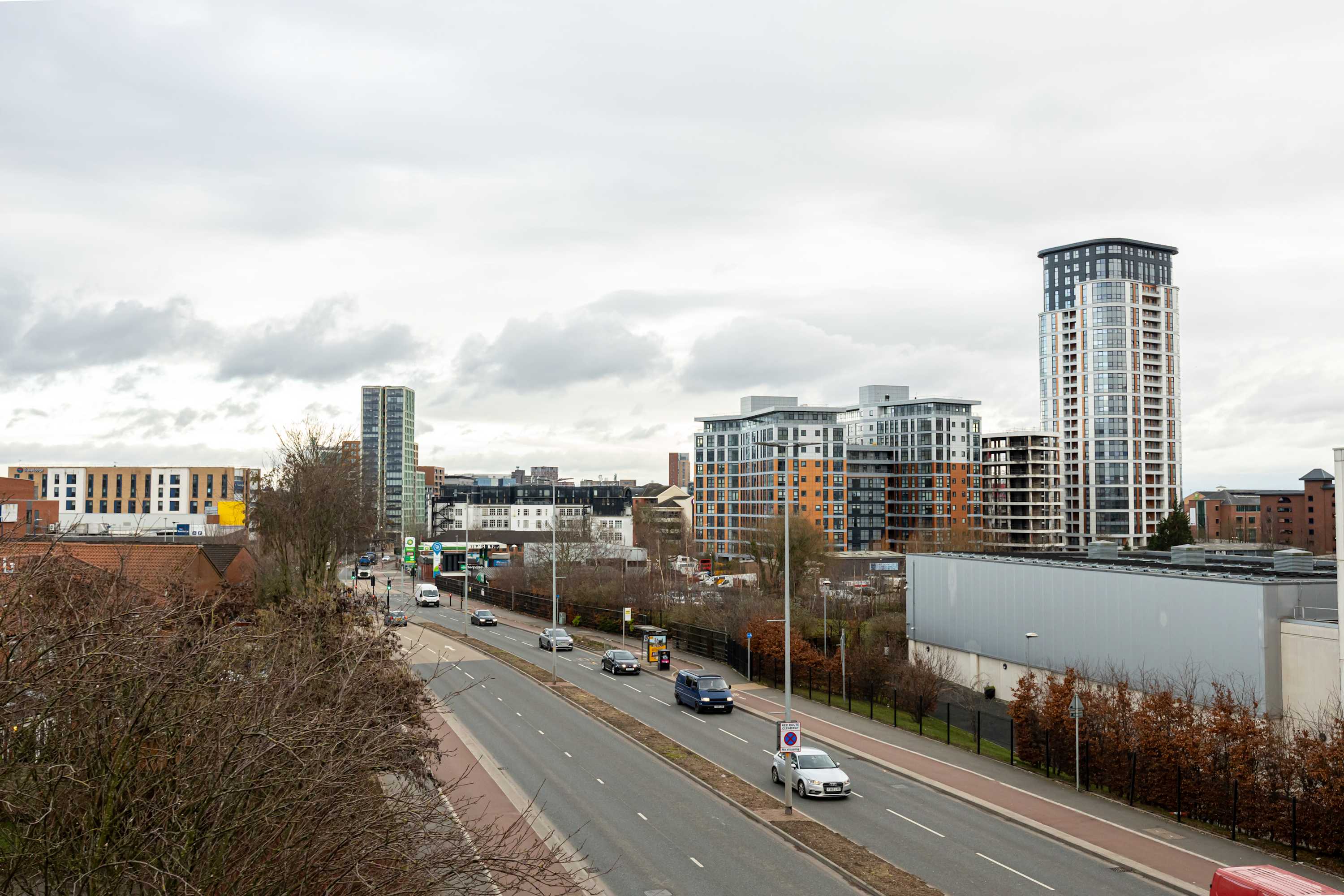 Spacious 2 bed apt near Media City and Old Trafford in Quay House M5 3NR - Property image 30 - VivreStays