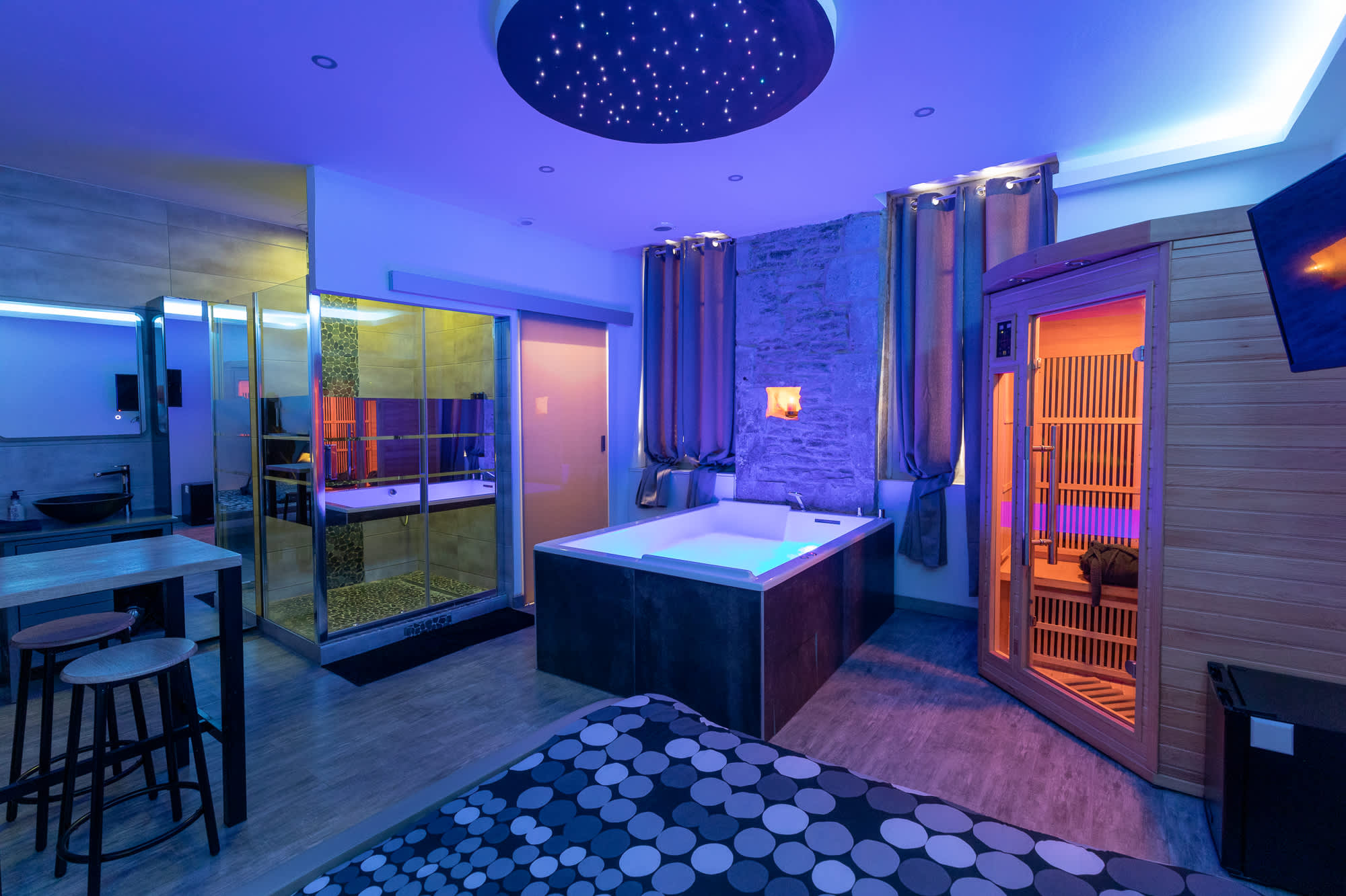 LX202 Love Room & Spa privatif - Jacuzzi & Sauna — Dijon, Bourgogne-Franche-Comté — vacation rental