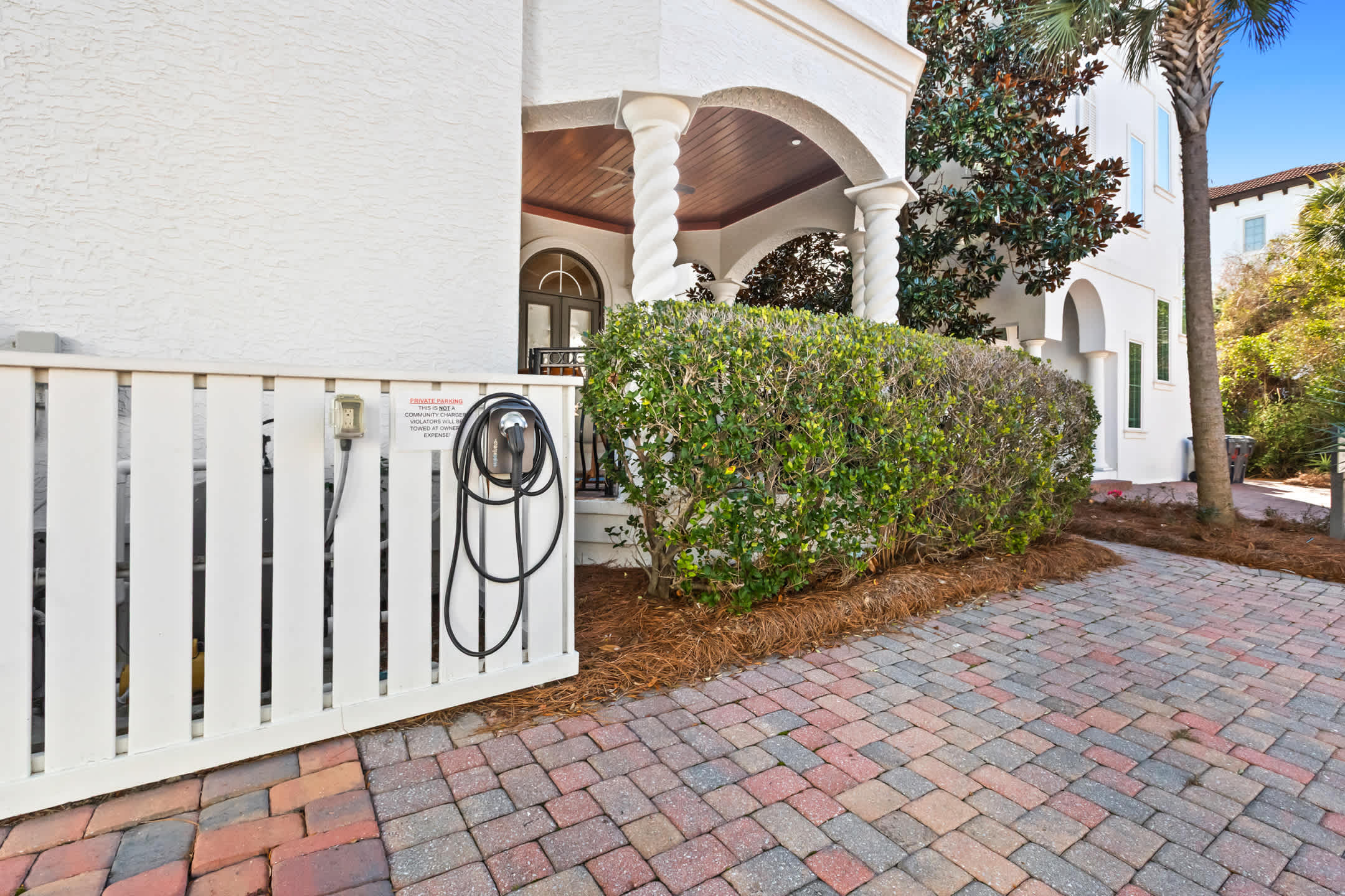 Private Pool in a Gated Community 5