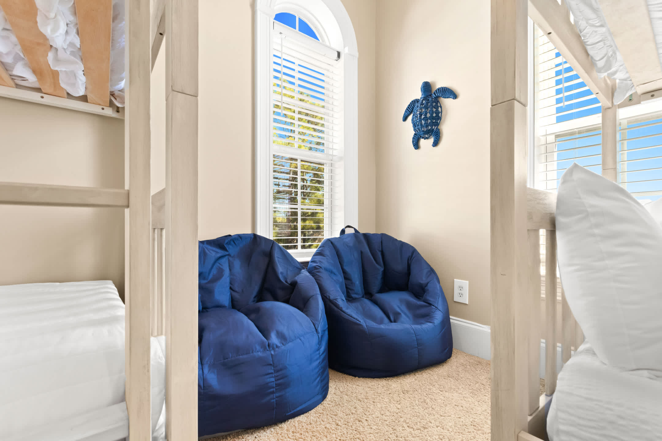 Private Pool in a Gated Community 52