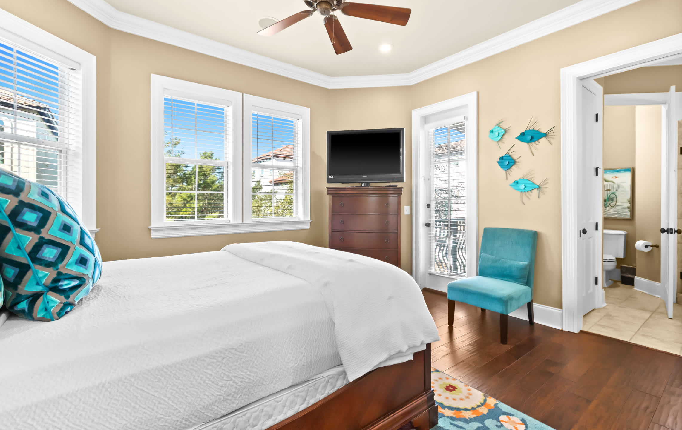 Private Pool in a Gated Community 33