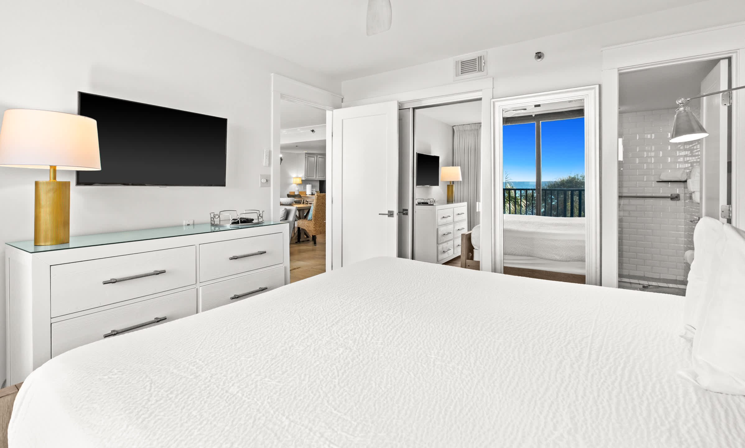 One Seagrove Place 0207 | Photo 15