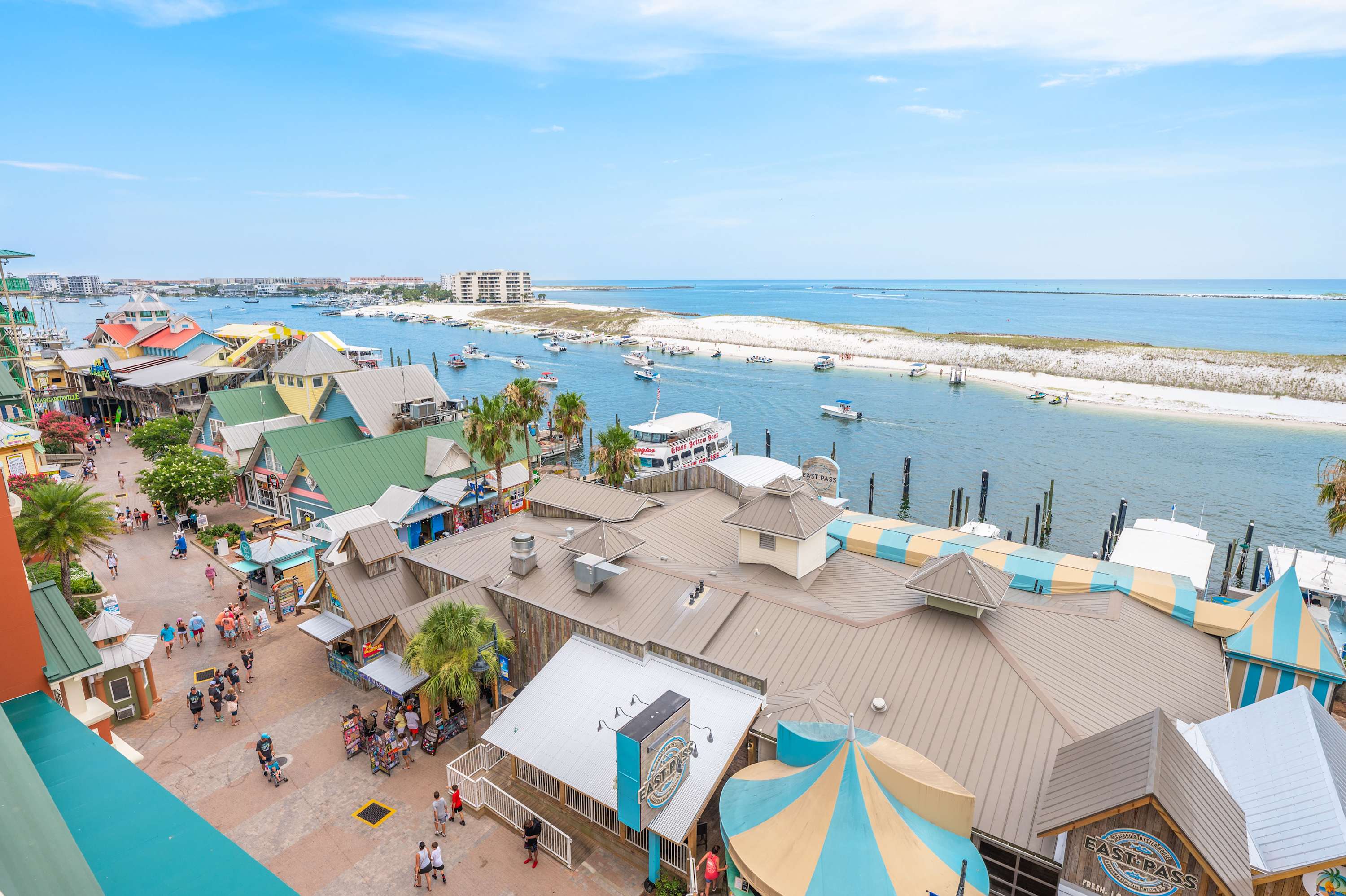 Where the Harbor Wakes For 6 | Photo 2