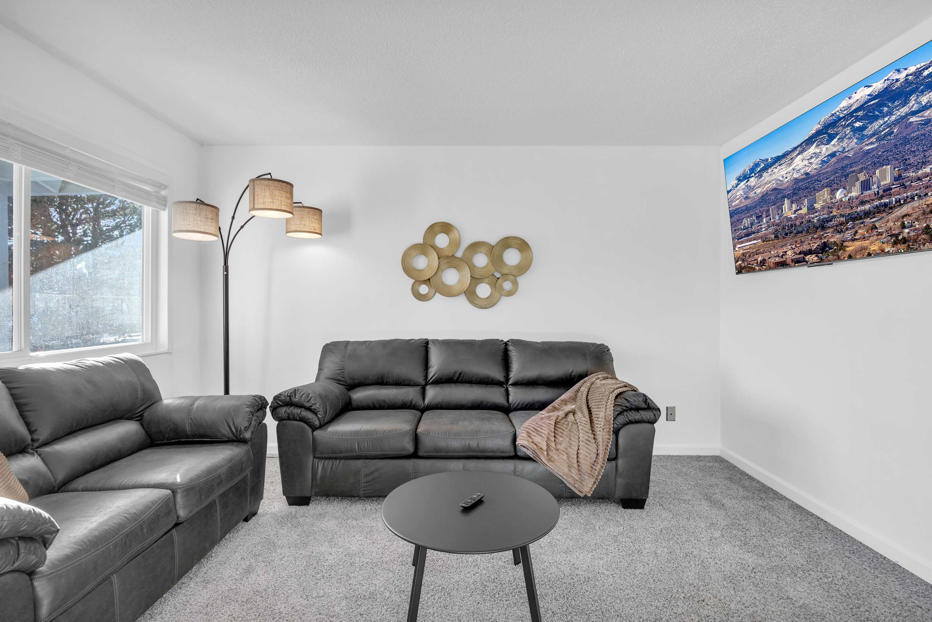Sparks House: 2BR, Garage / Sleeps 7 — Sparks, NV — vacation rental