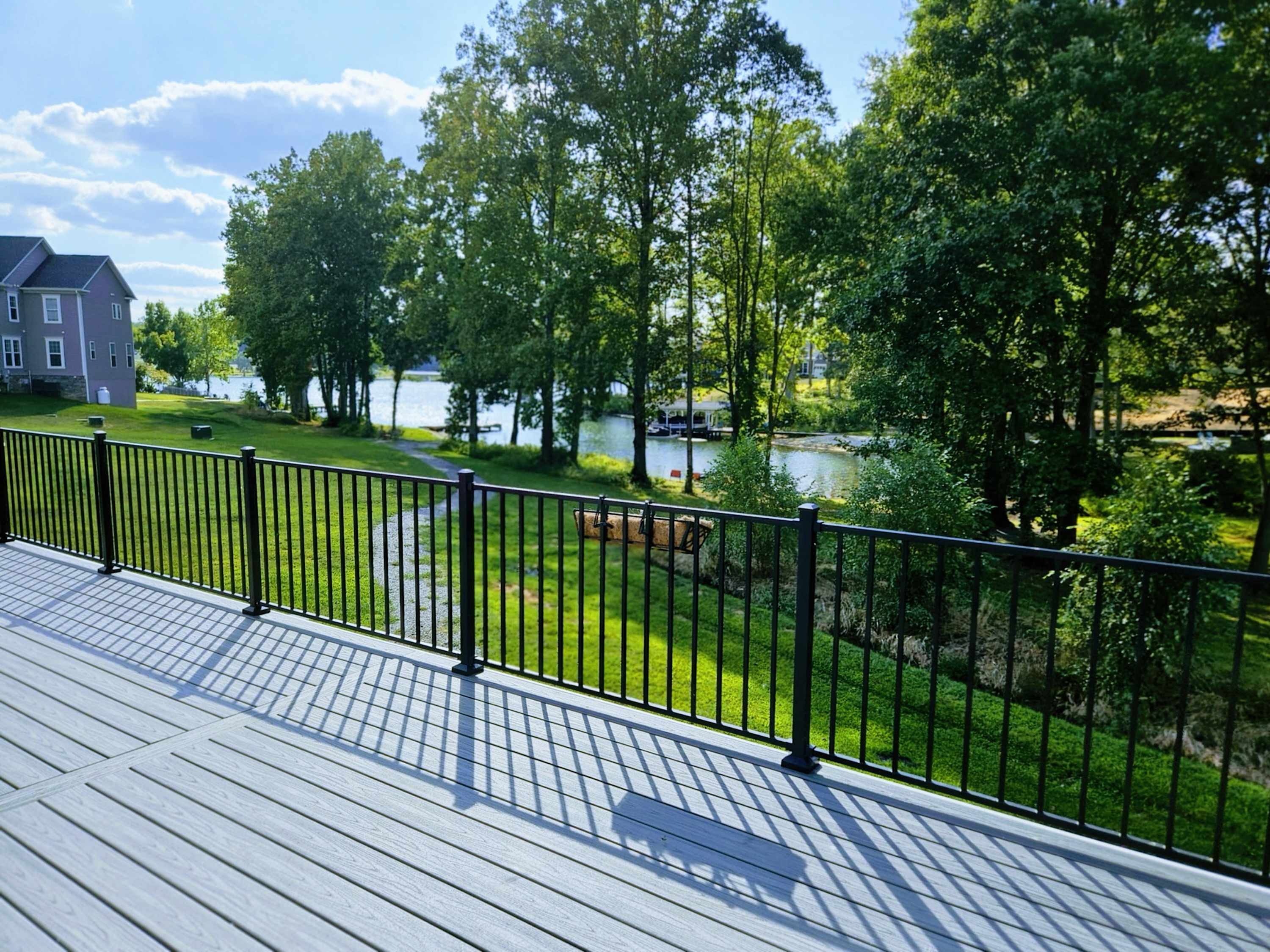 Lakefront Luxury - Beach, Dock, Deck @ Lake Anna — Mineral, VA — vacation rental