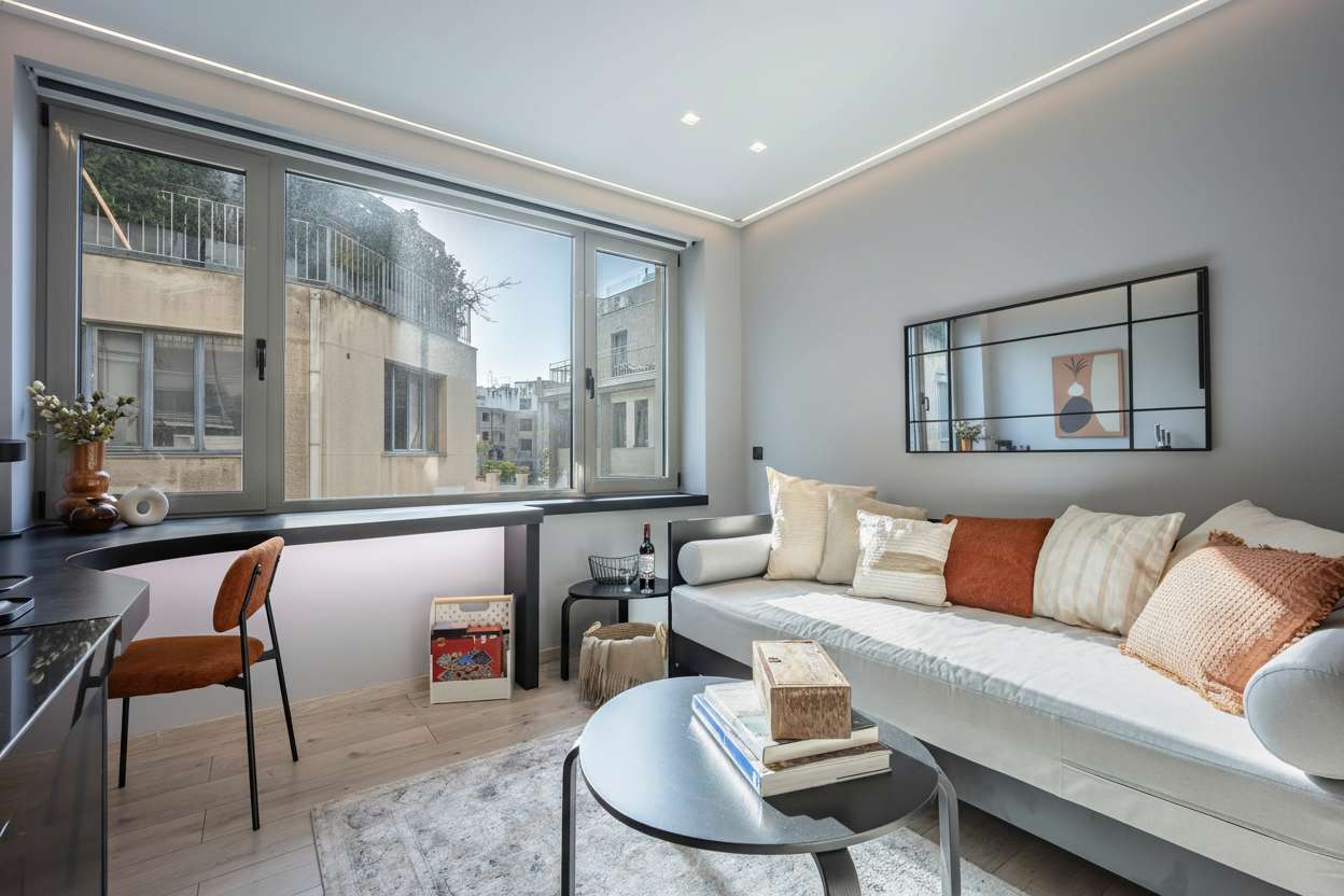 Cozy Spacious Studio  Prime Psyri  AcropolisView — Athens, Athens — vacation rental
