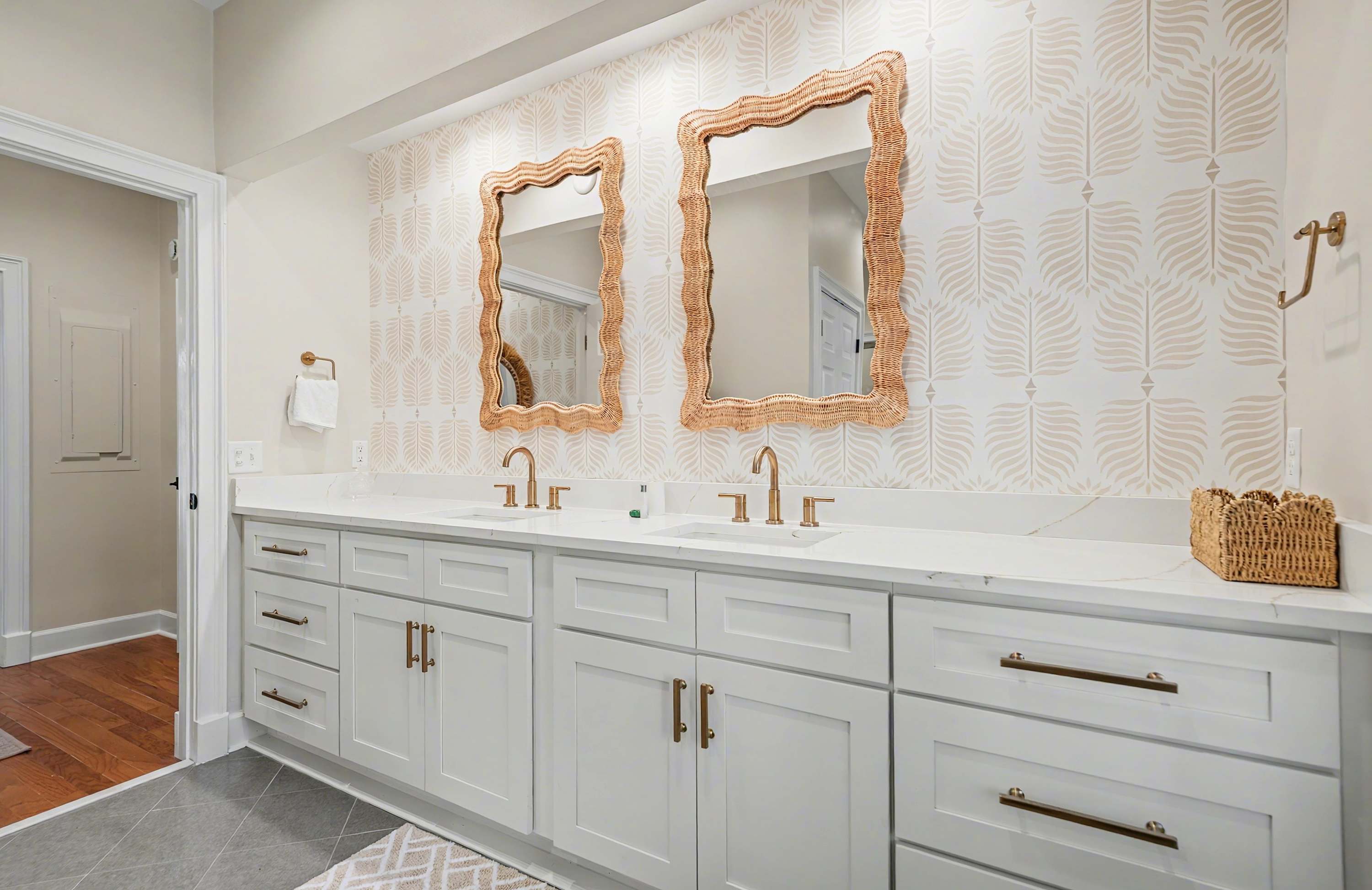 Primary En-Suite Double Vanity 