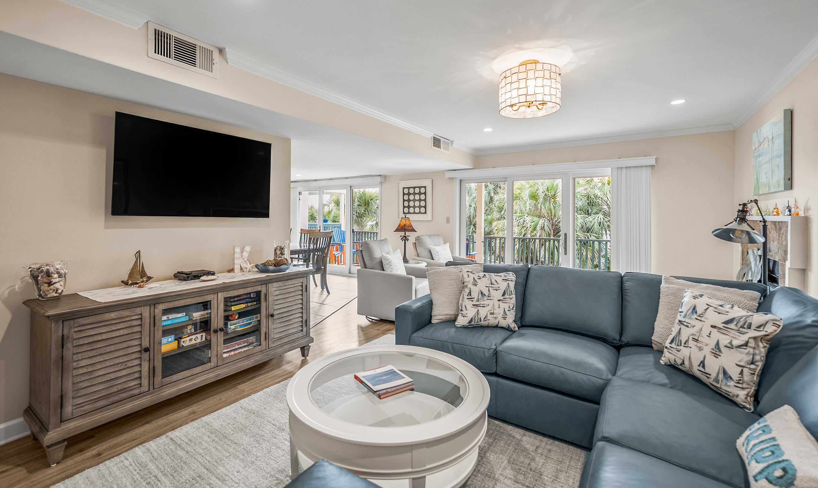 Comfortable living room 