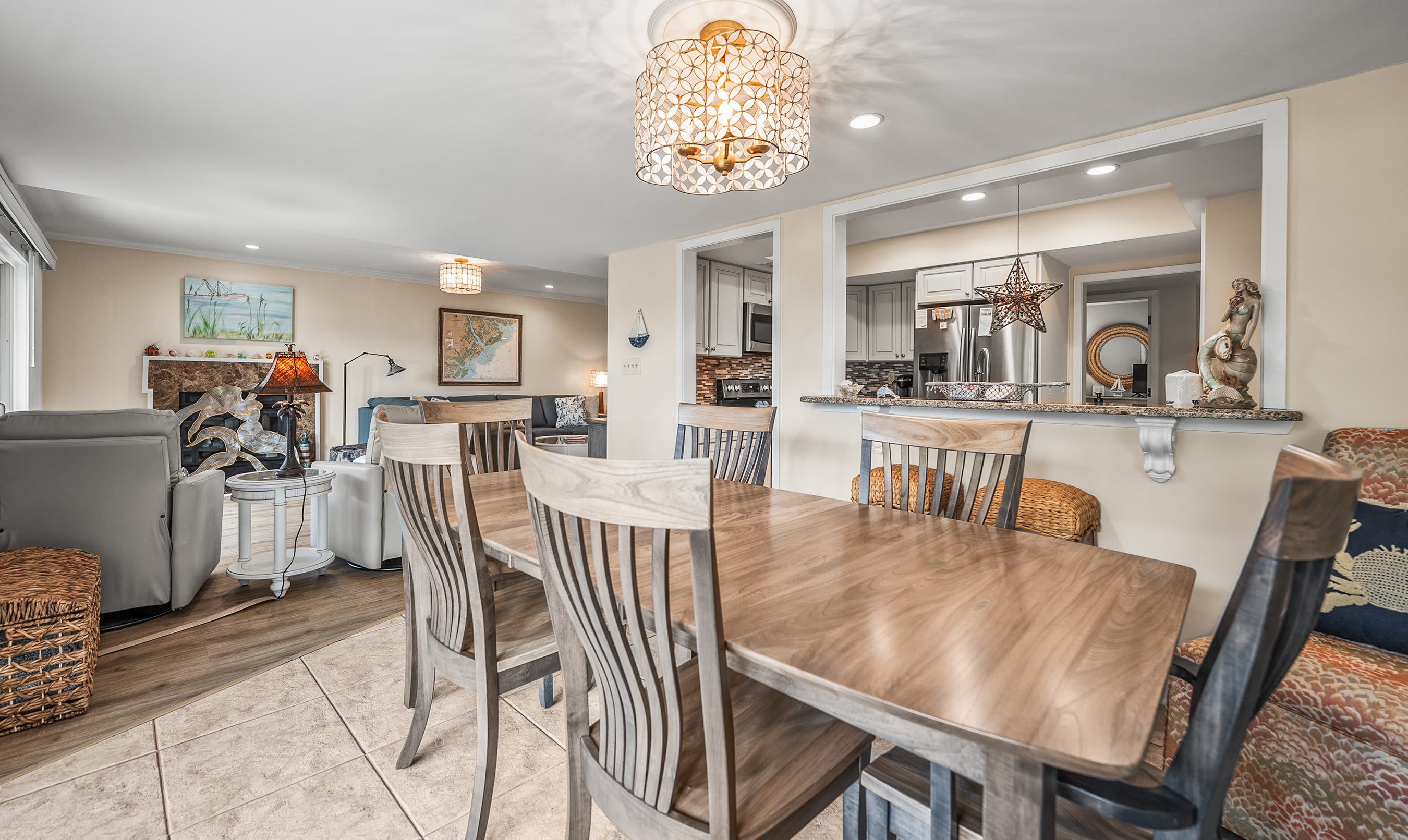 Dining room right off of the kitchen