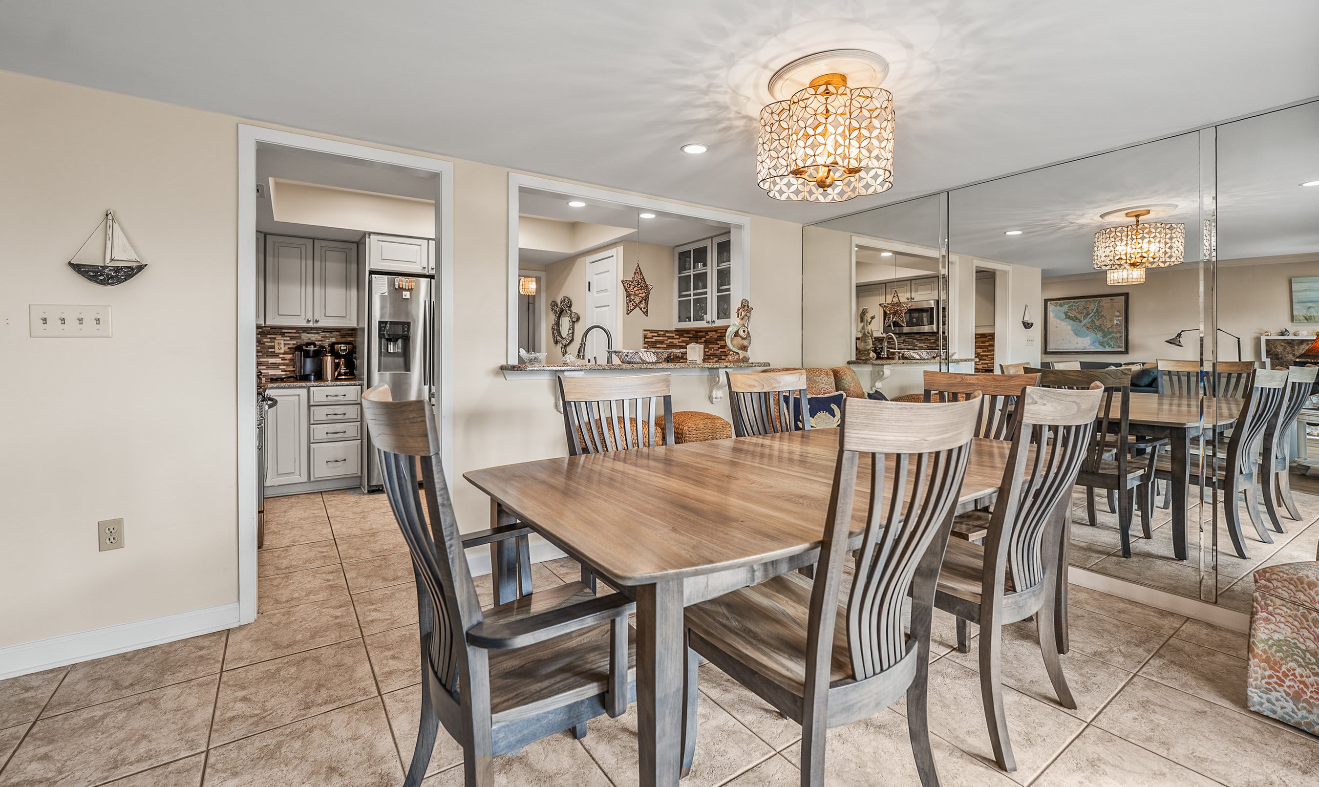 Dining room right off of the kitchen