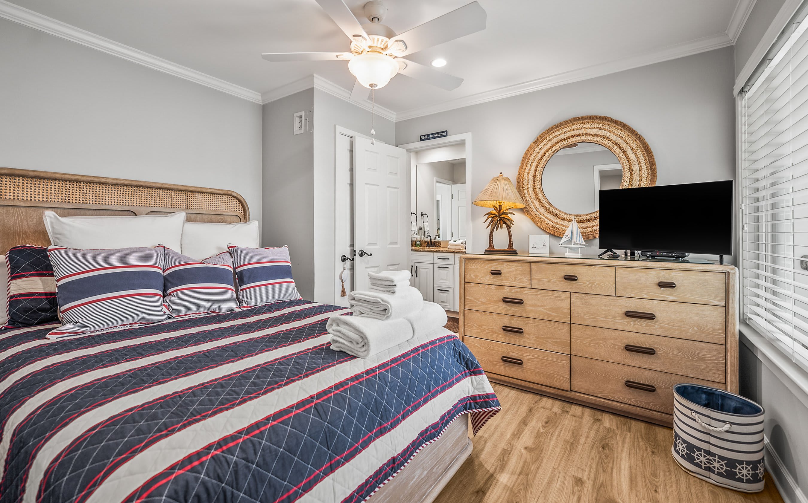 Two guest bedrooms with Jack & Jill full bathroom