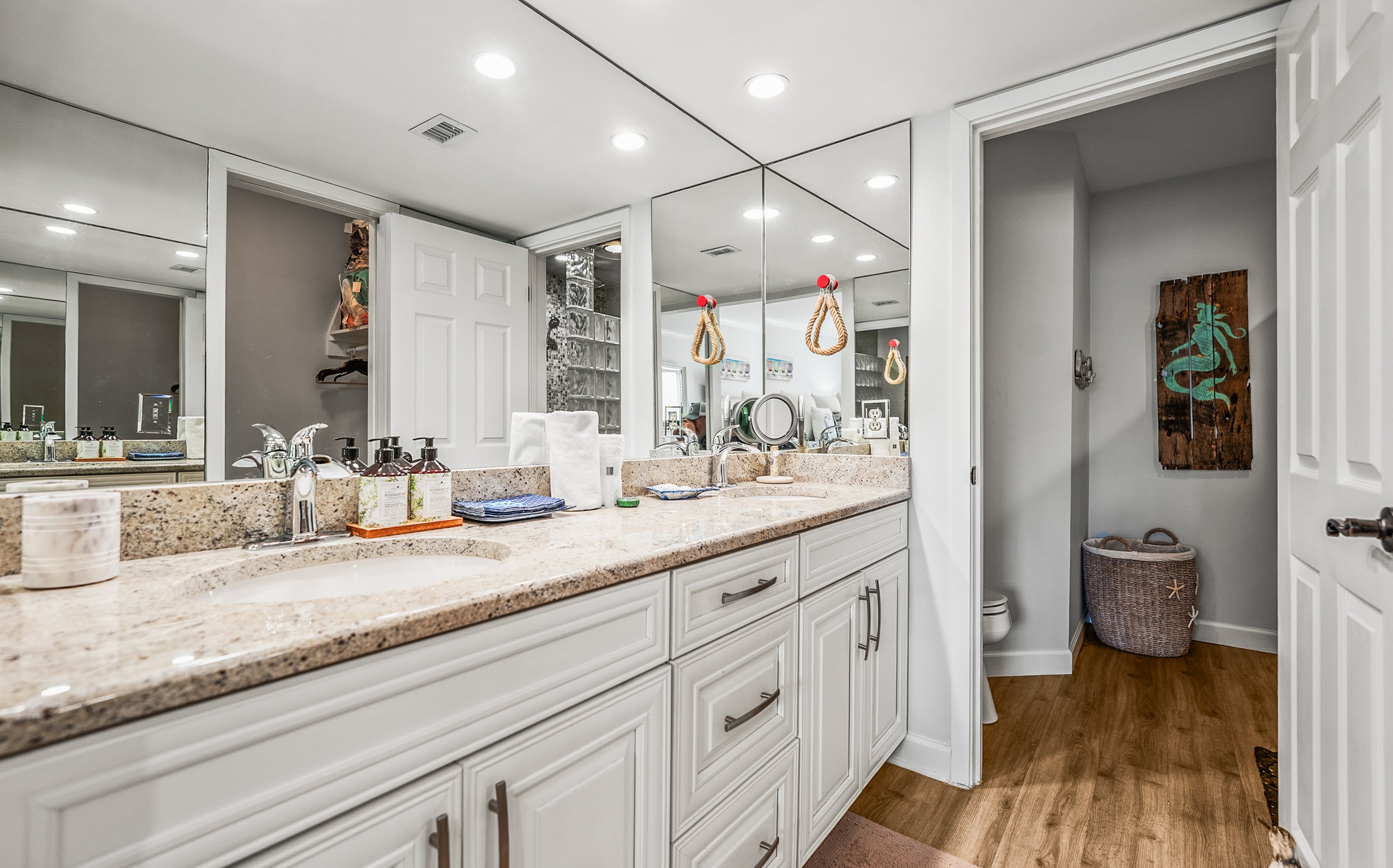 Two guest bedrooms with Jack & Jill full bathroom