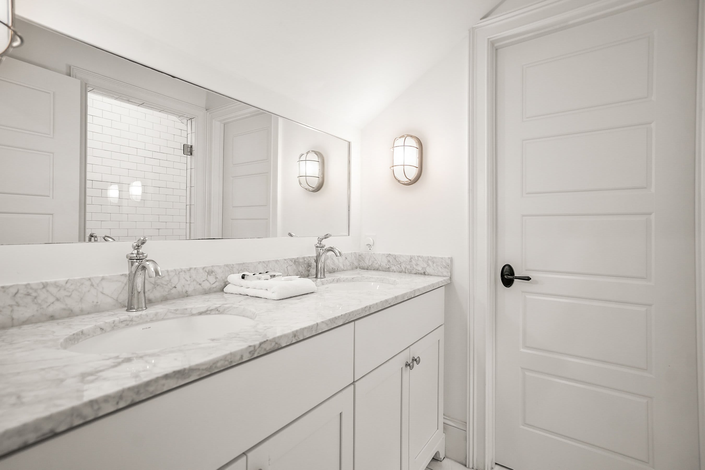 Guest Bedroom En Suite Bathroom with Shower