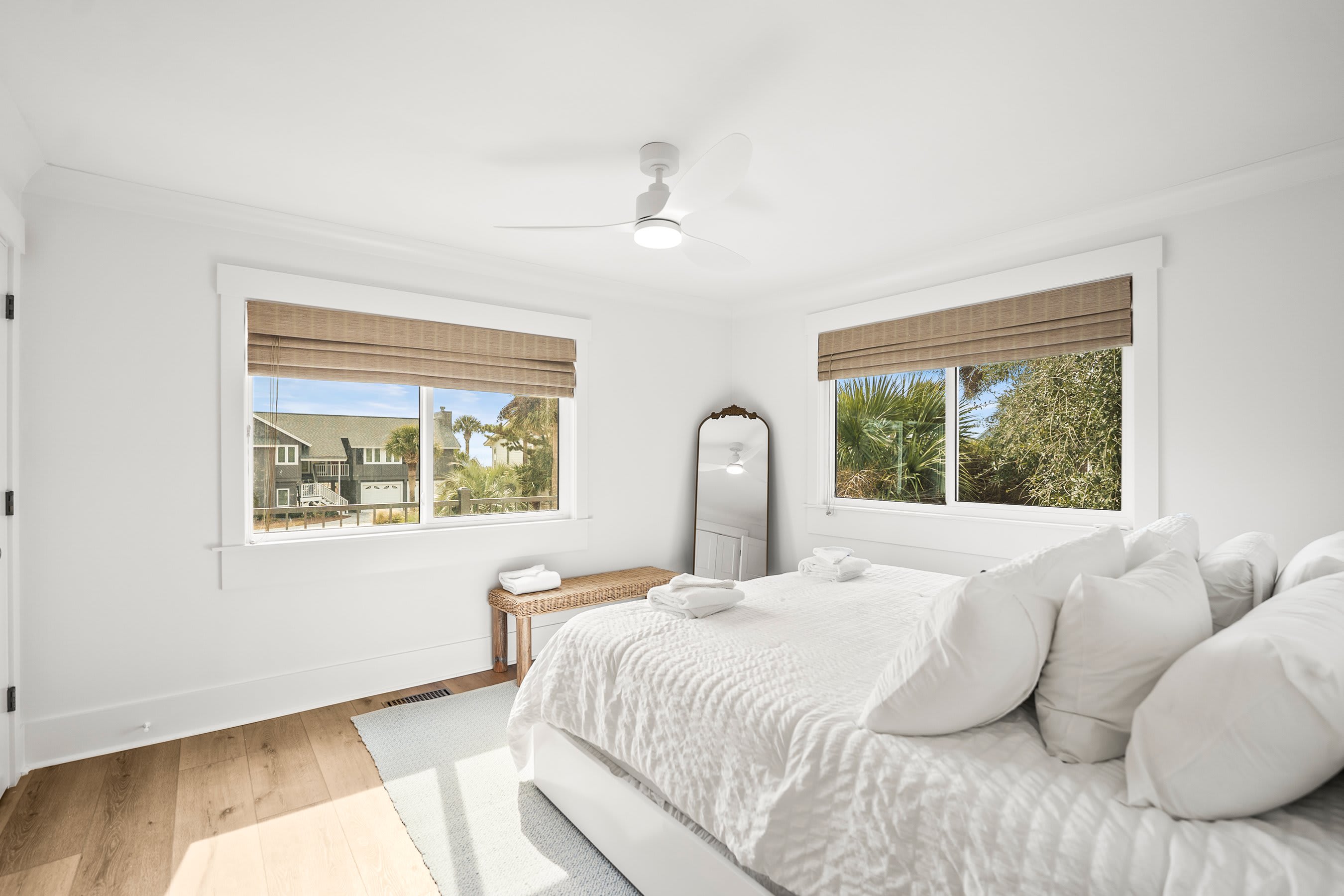 King Bed with Trundle 