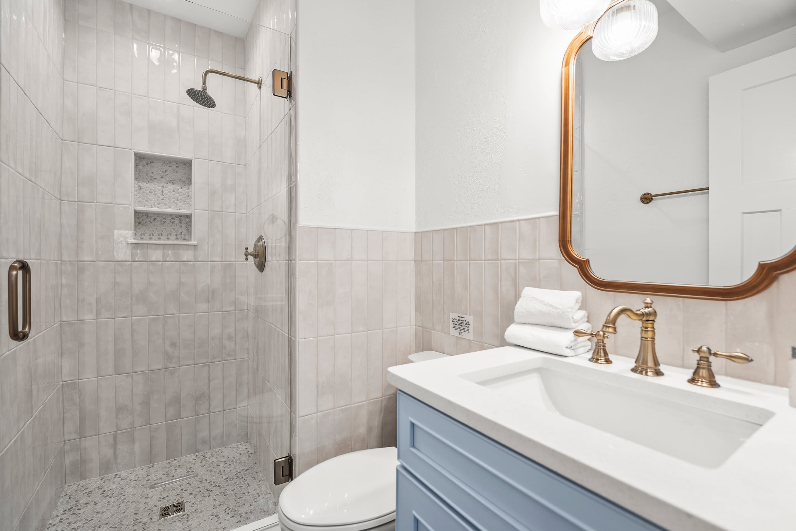 Ensuite Bathroom in Downstairs Bedroom 