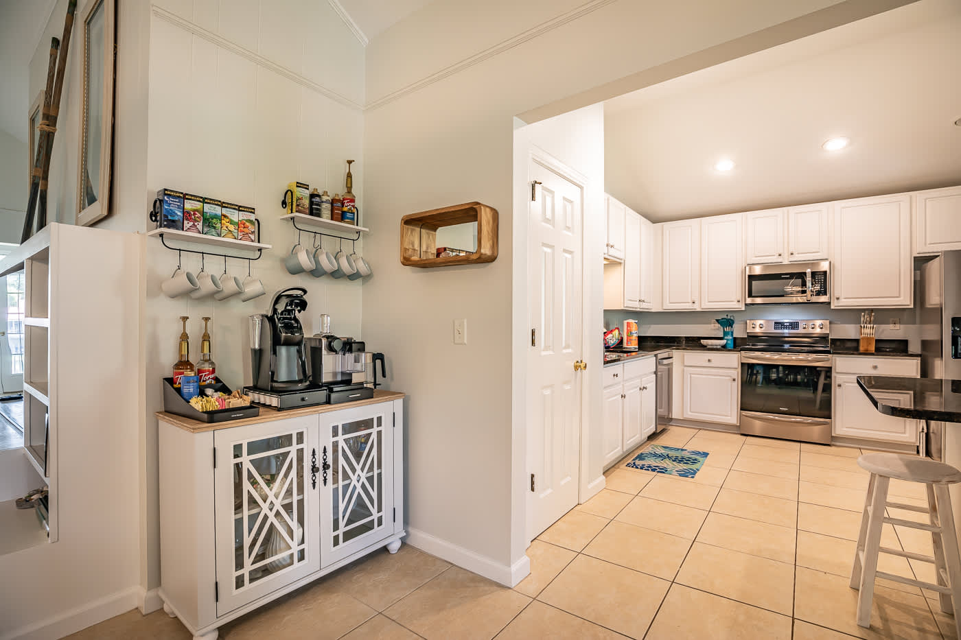 Kitchen and Coffee Bar