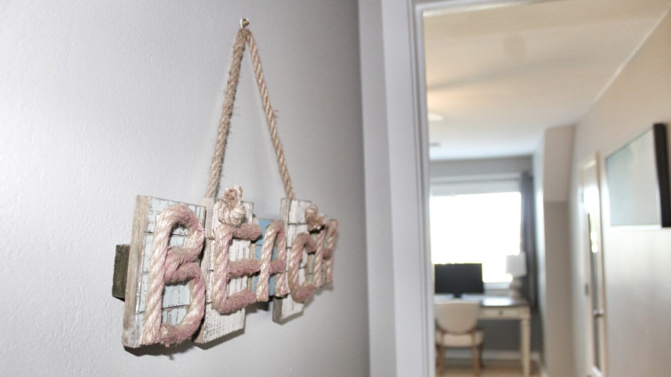 661 Newhaven | Photo 37