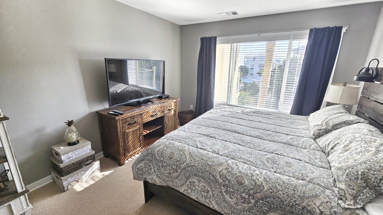 Second floor guest bedroom