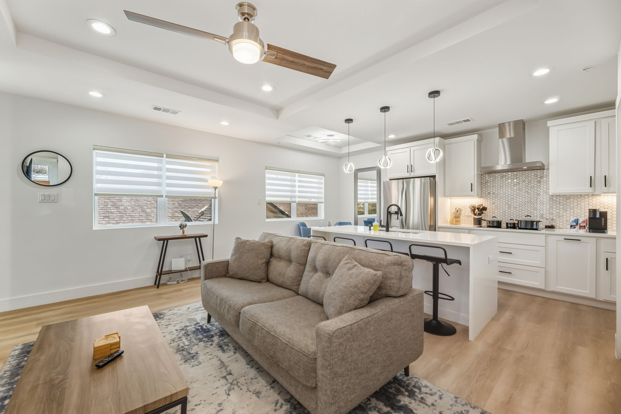 Stylish Townhome | Rooftop Patio + Private Garage