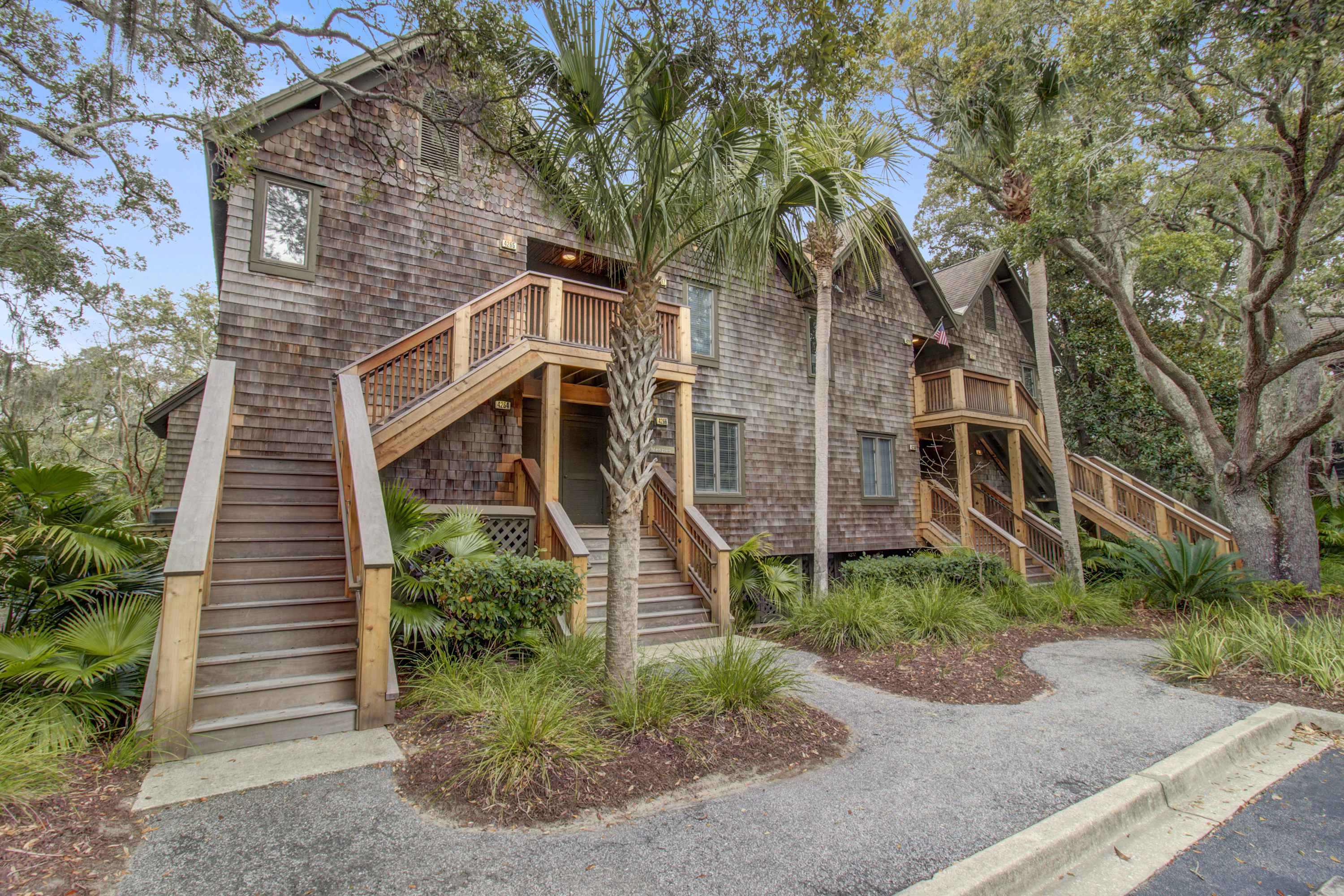 Second-floor villa with great lagoon views - steps from the beach — Kiawah Island, SC — vacation rental