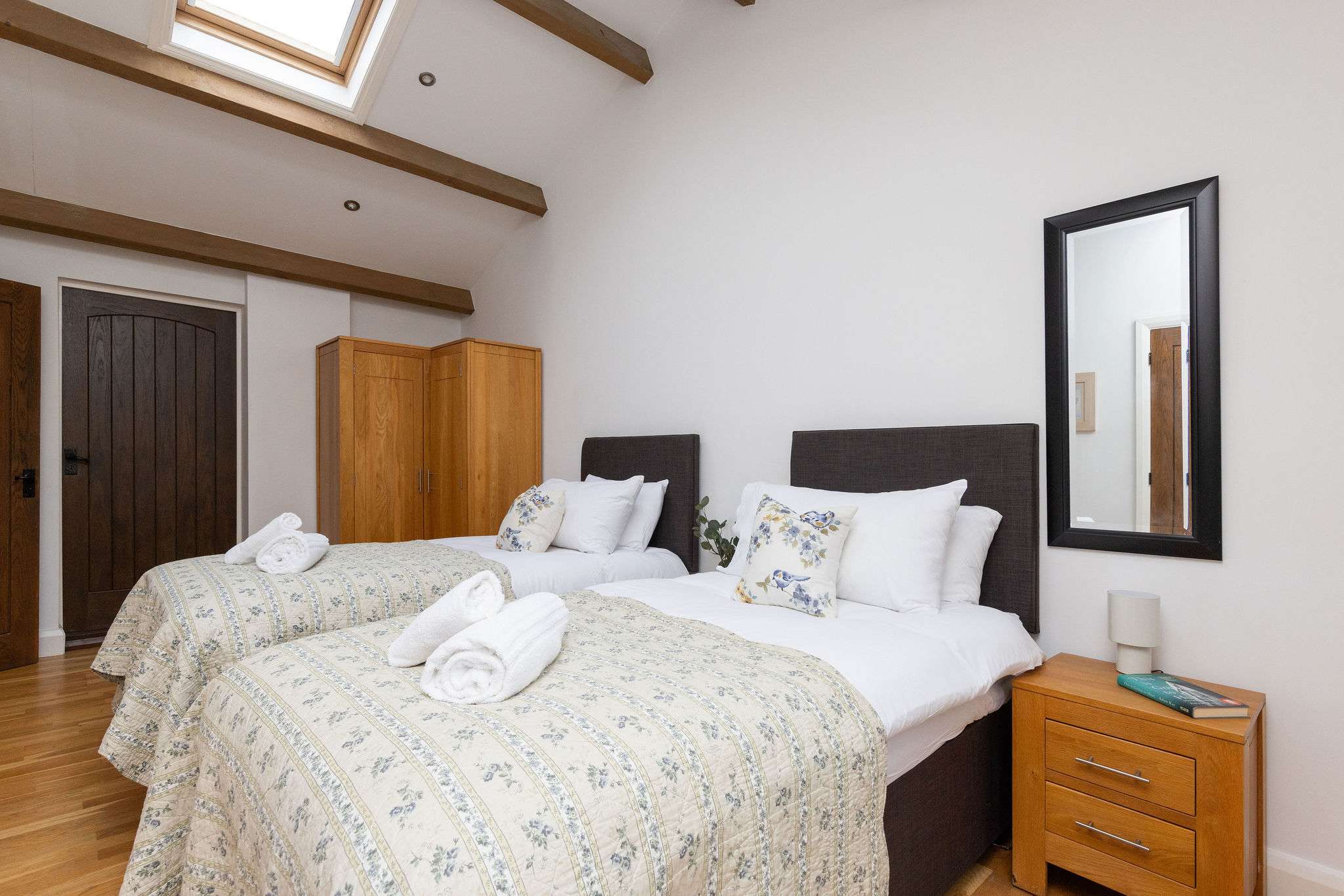 Homely and cosy private room in a peaceful, rural location.