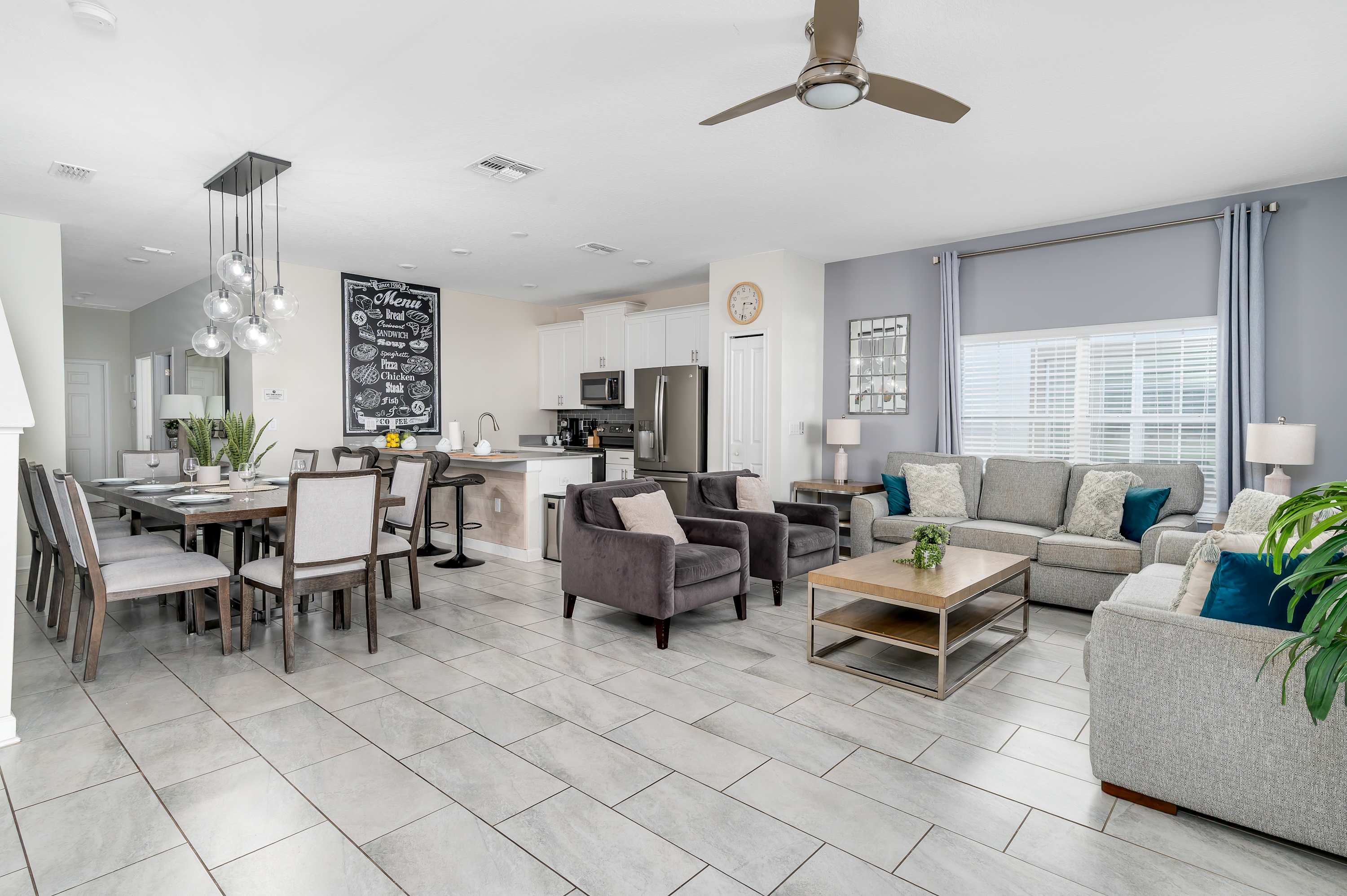 Large vacation home w/ pool access