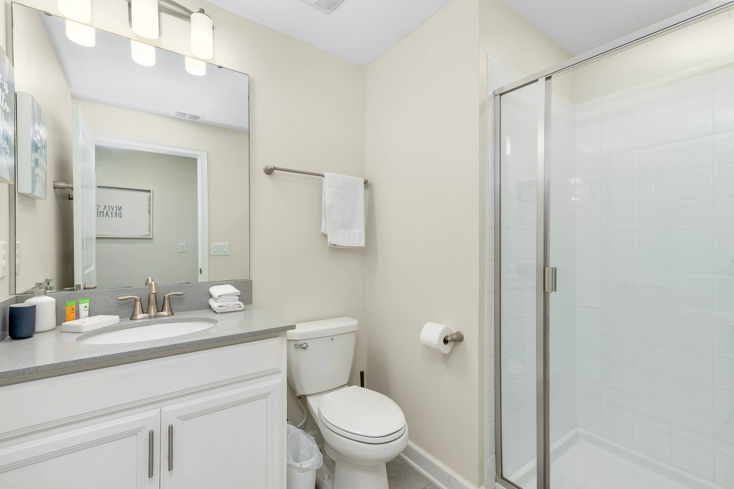 Large vacation home w/ pool access