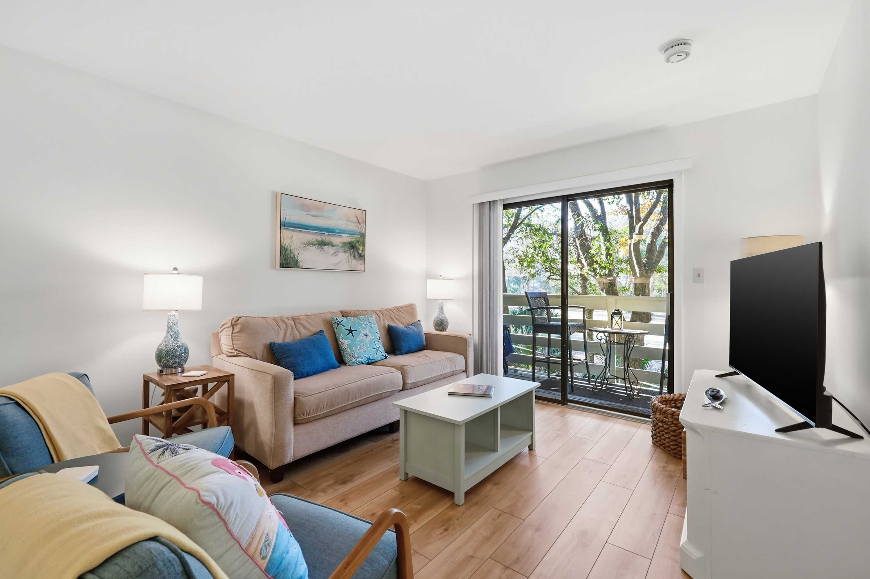 Easy Beach Walk! Modern Fiddlers Cove 2BR Villa 
