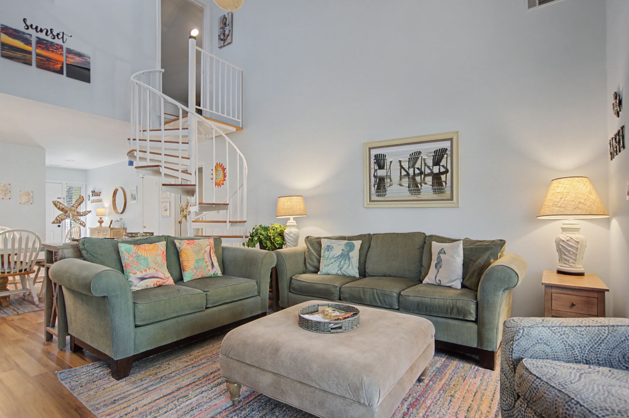 Peaceful 4BR Captain's Cove condo w/lagoon view/2 min. walk to beach — Hilton Head Island, SC — vacation rental