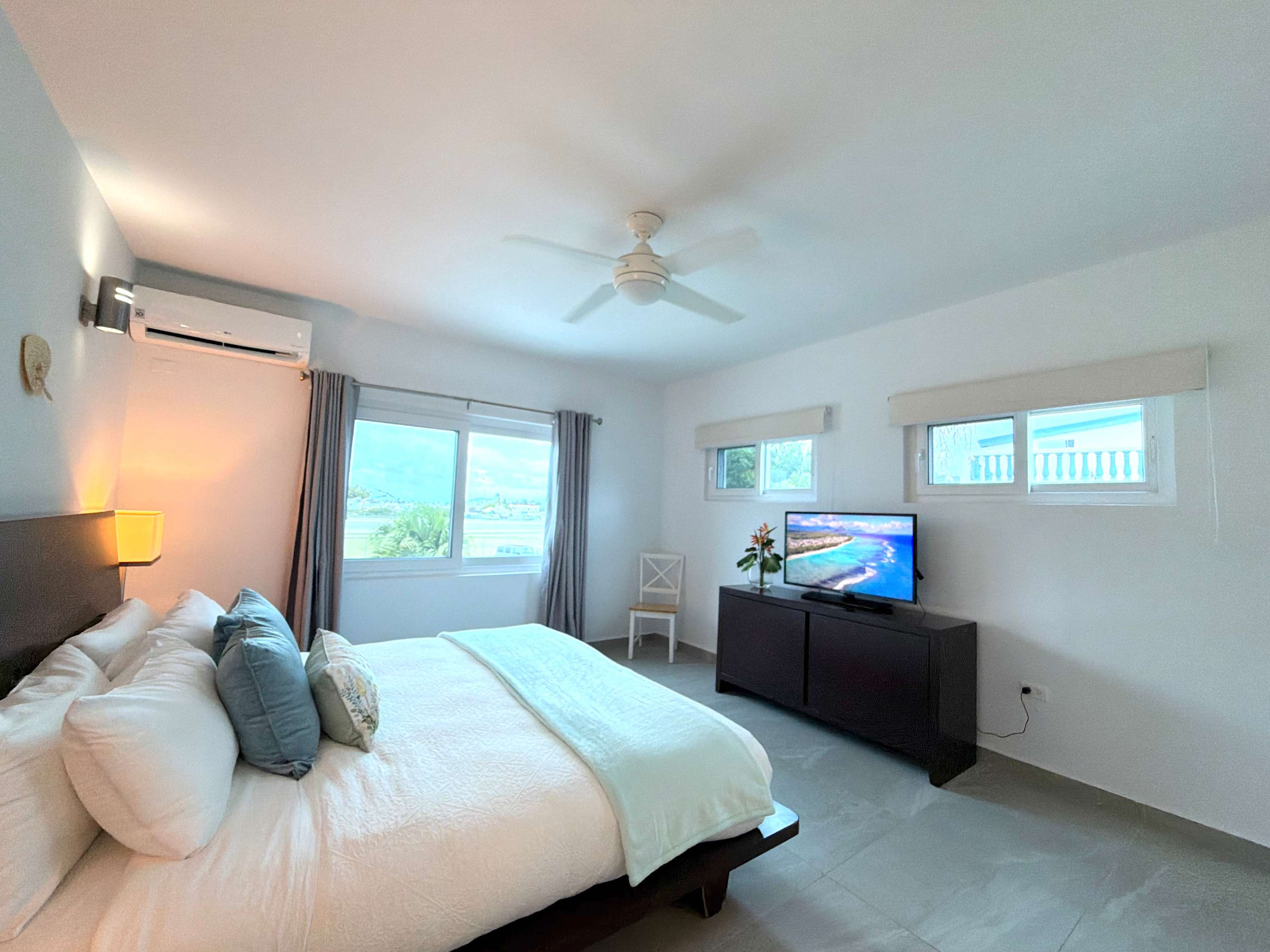SeaCove 2 BRM Condo Steps to the Beach · Simpson Bay | SeaLaVie SXM — photo 8