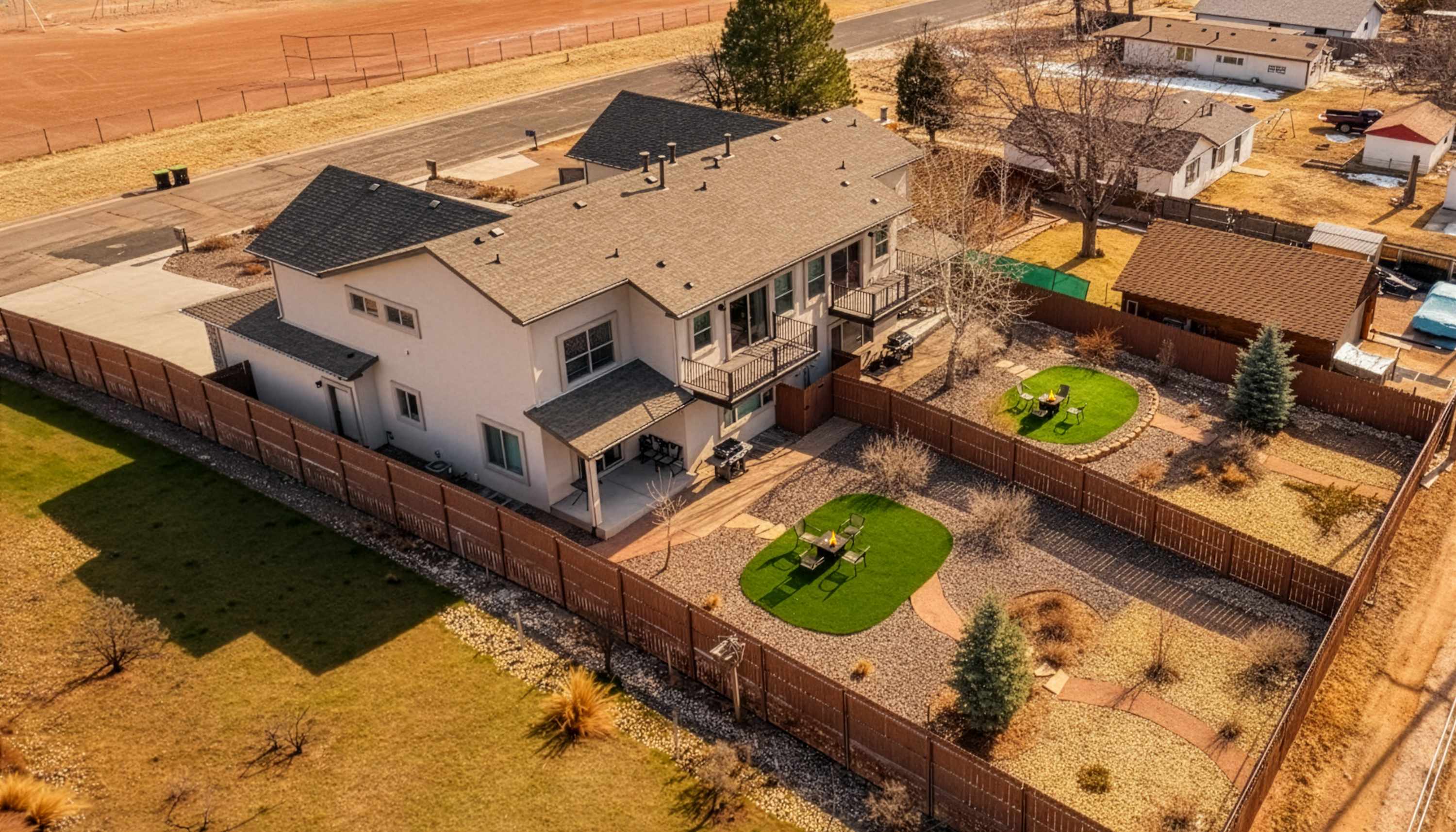Westland Estate! Whole Duplex Near OCC w/ Views β Colorado Springs, CO β vacation rental