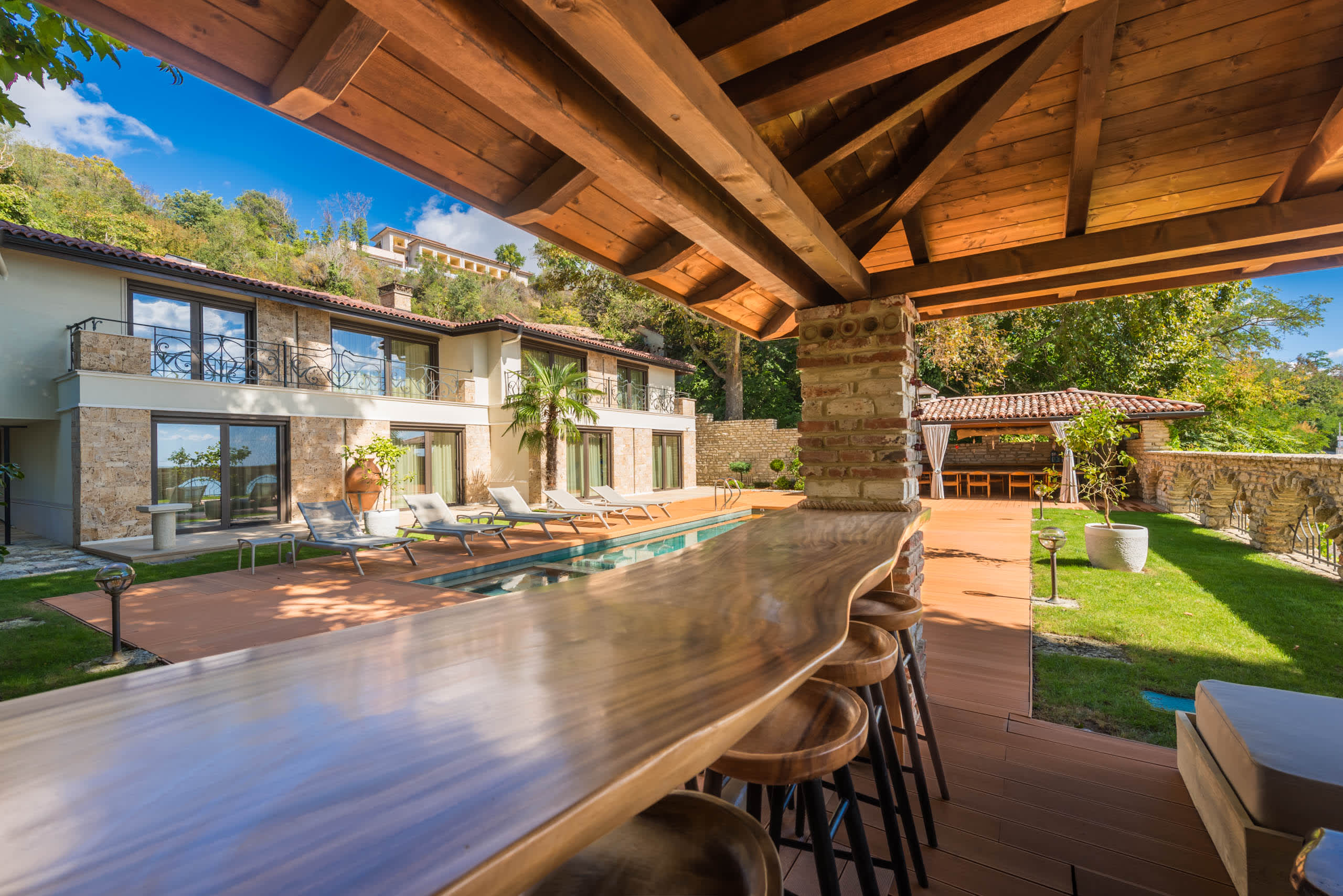 Property thumbnail 23