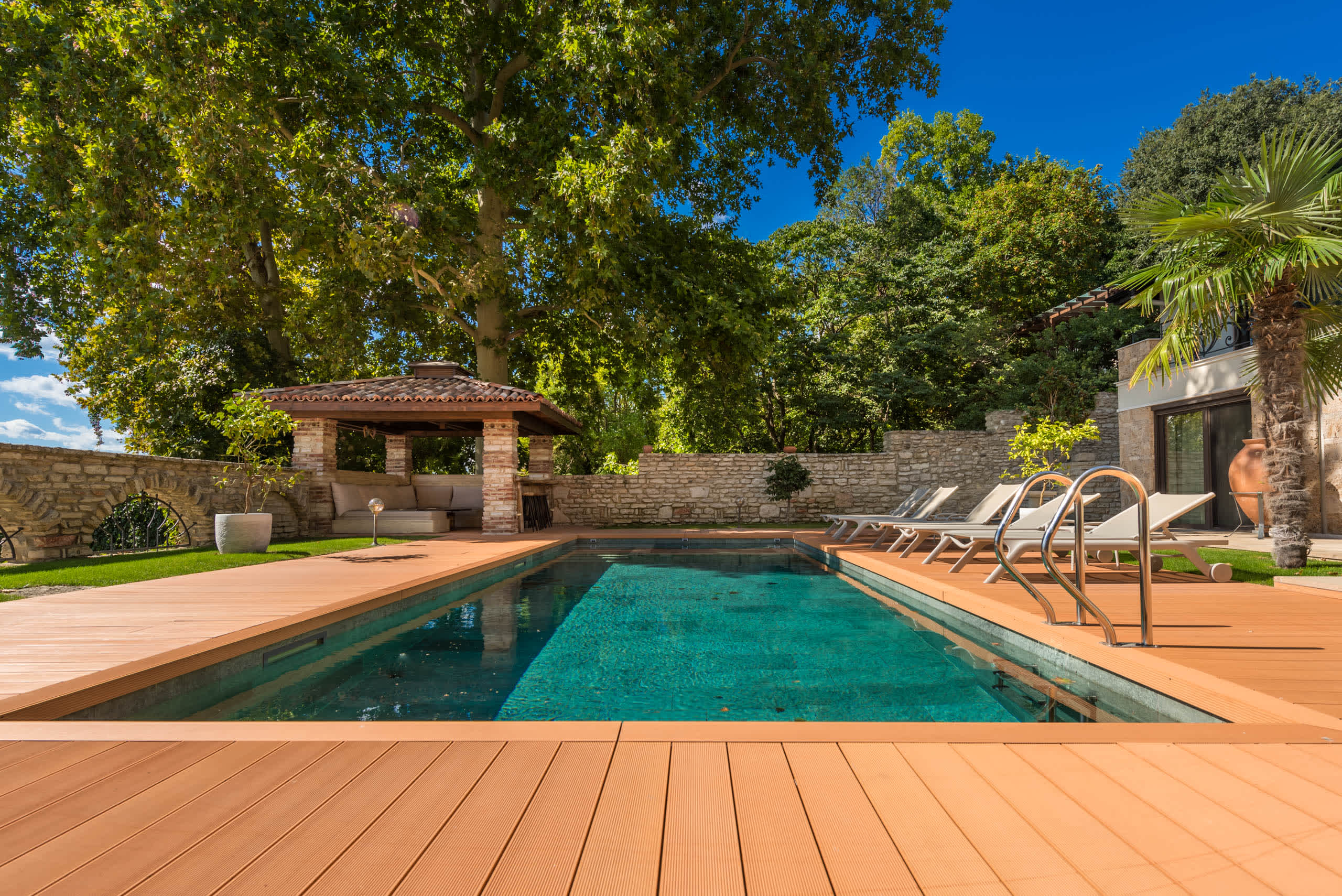 Property thumbnail 19