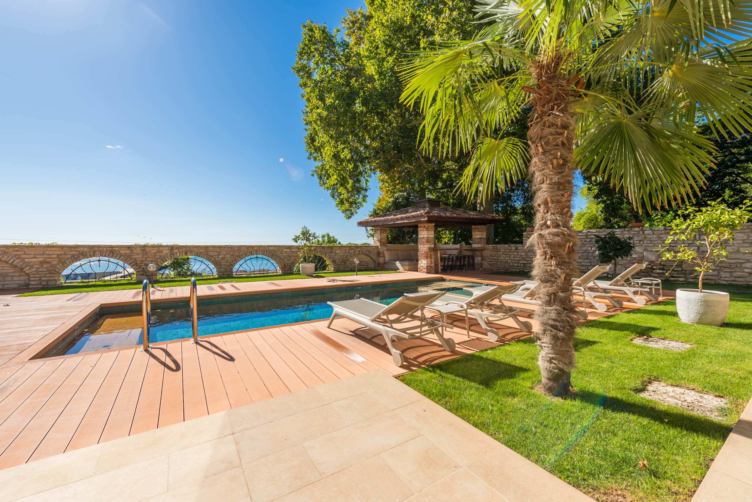 Property thumbnail 33