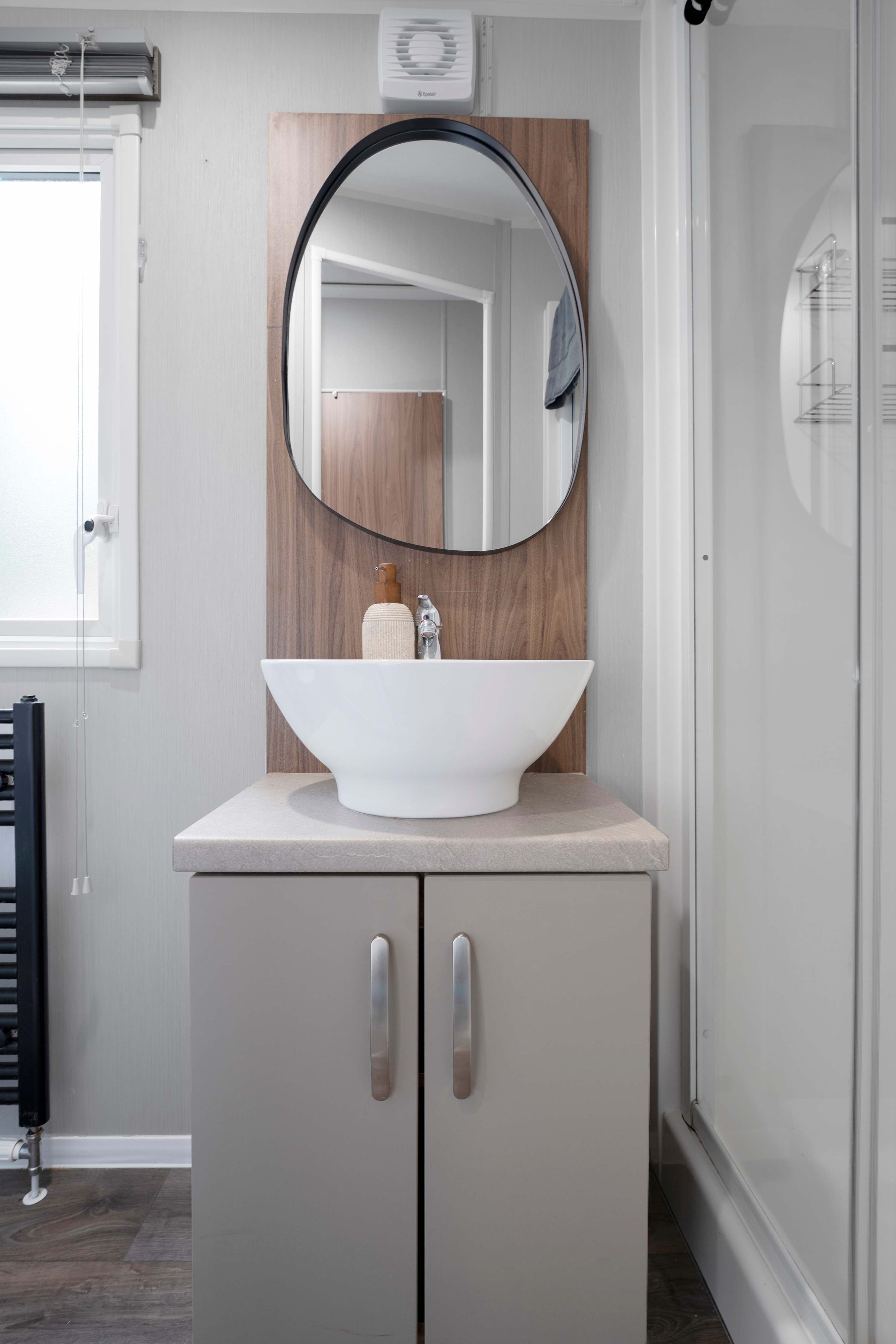 View Carnoustie Shores - 3Beds Luxury Coastal Lodge Sleeps 8 in 3 Carnoustie Drive, Haven Seton Sands Holiday Village EH32 0QF Carnoustie Shores - 3Beds Luxury Coastal Lodge Sleeps 8 in 3 Carnoustie Drive, Haven Seton Sands Holiday Village EH32 0QF - Property image 10 - VivreStays