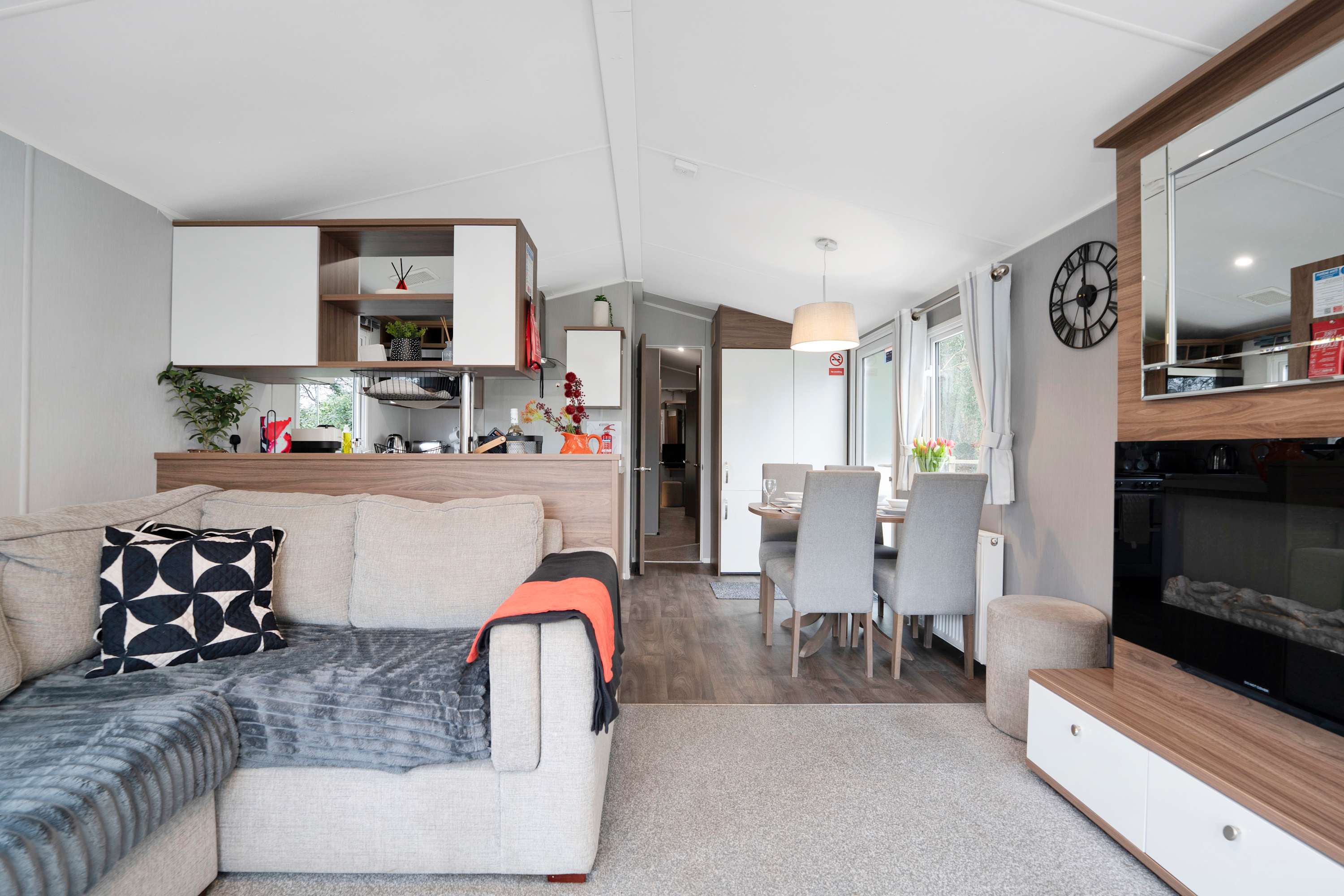 View Carnoustie Shores - 3Beds Luxury Coastal Lodge Sleeps 8 in 3 Carnoustie Drive, Haven Seton Sands Holiday Village EH32 0QF Carnoustie Shores - 3Beds Luxury Coastal Lodge Sleeps 8 in 3 Carnoustie Drive, Haven Seton Sands Holiday Village EH32 0QF - Property image 21 - VivreStays