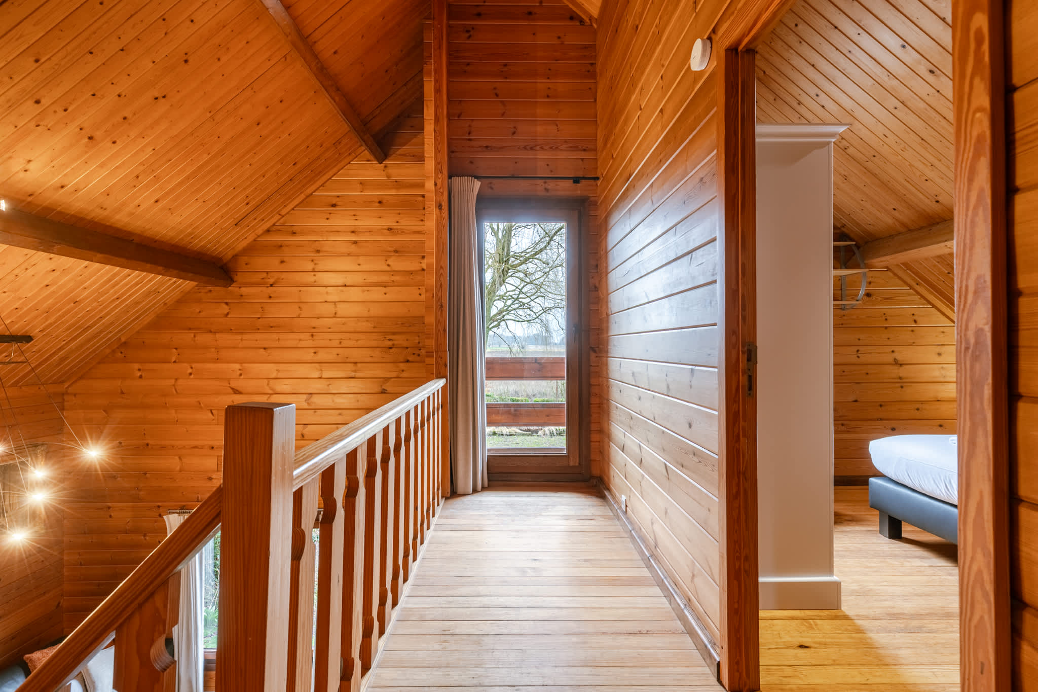 Anna-Helena · Forest Chalet Between Ghent & Bruges - Foto 10