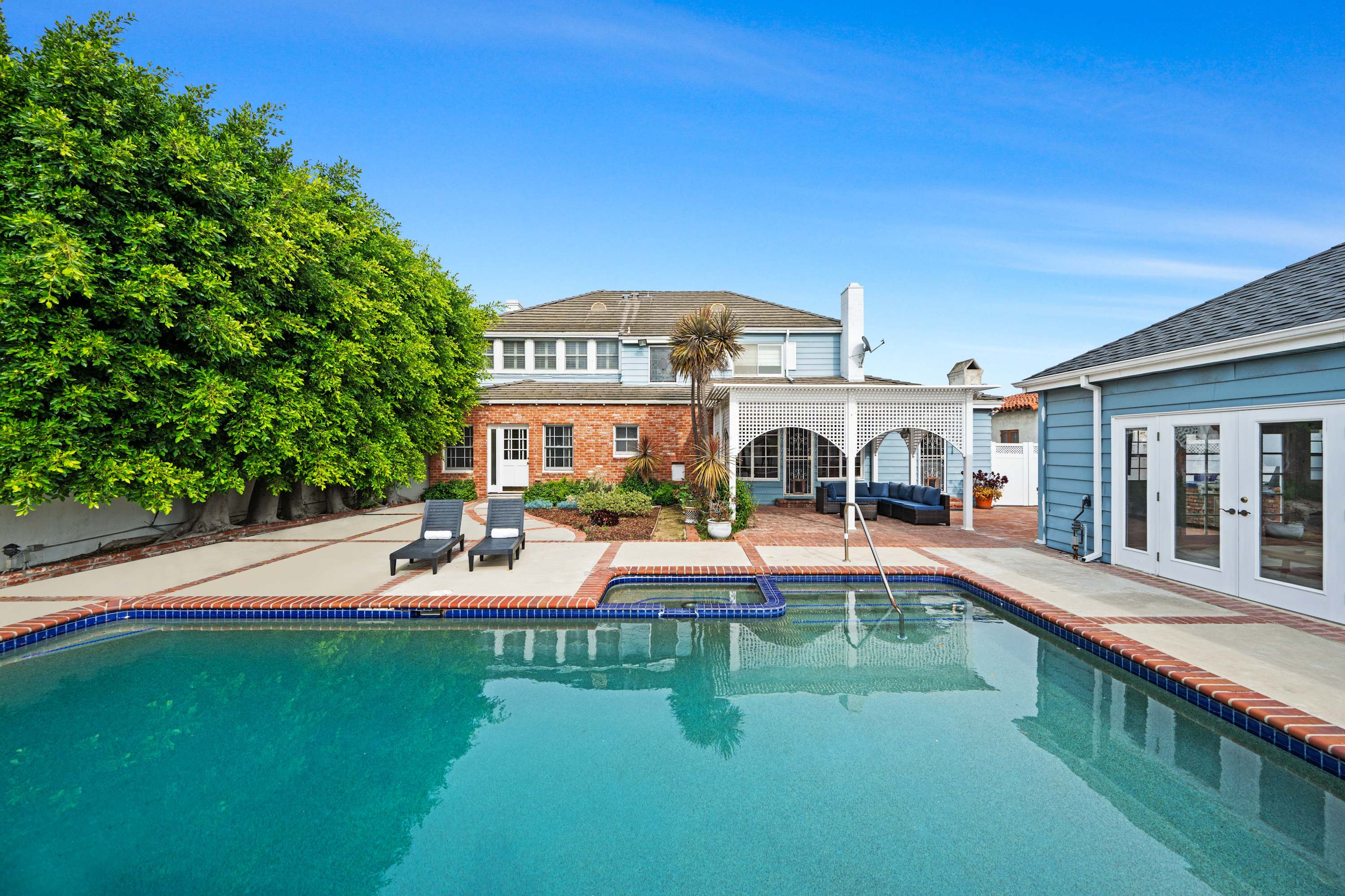 Large Beverly Hills House · Pool & Game Room