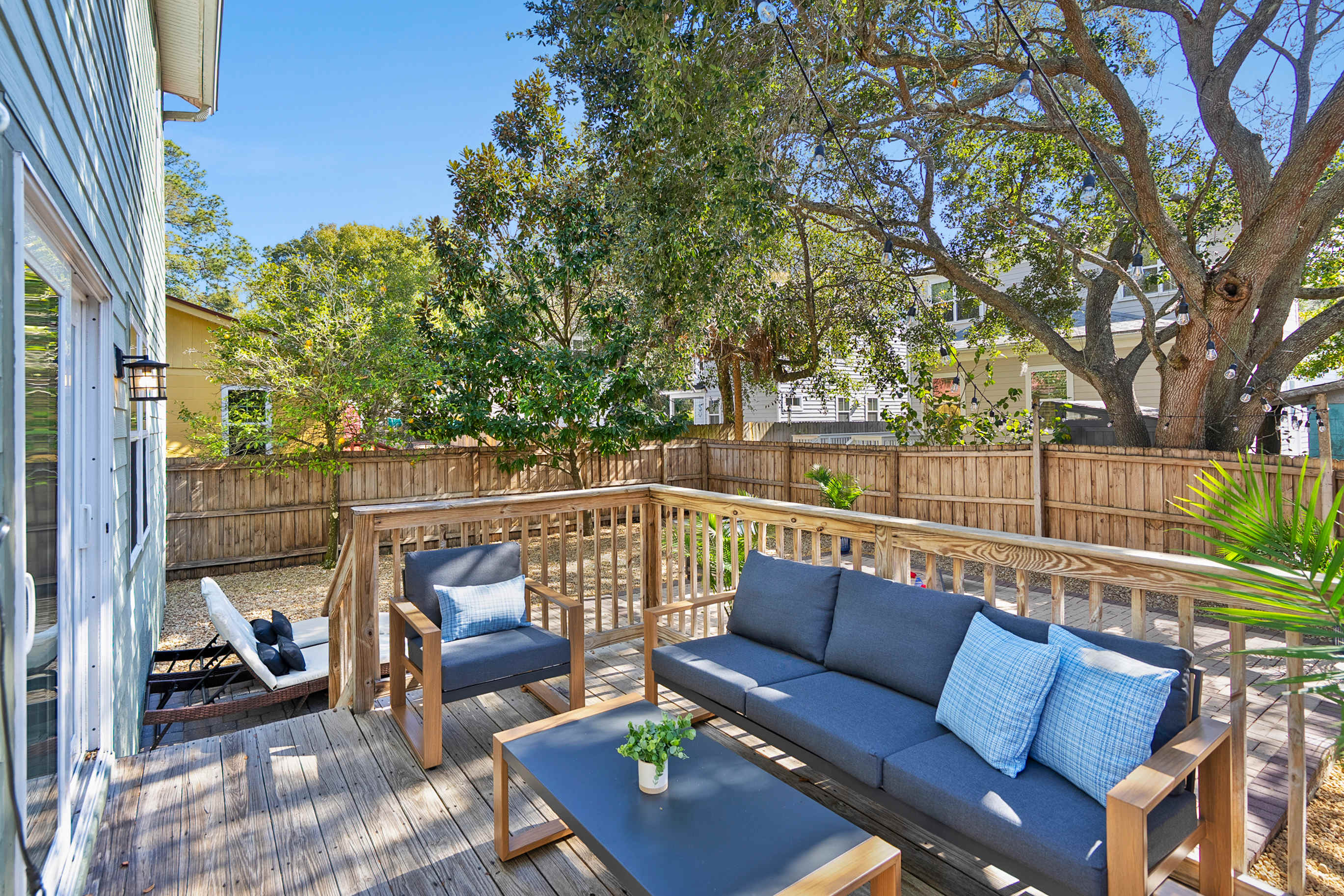 Walk to Ice Plant, Hot Tub, BBQ, Games, Comfy Beds — St. Augustine, FL — vacation rental