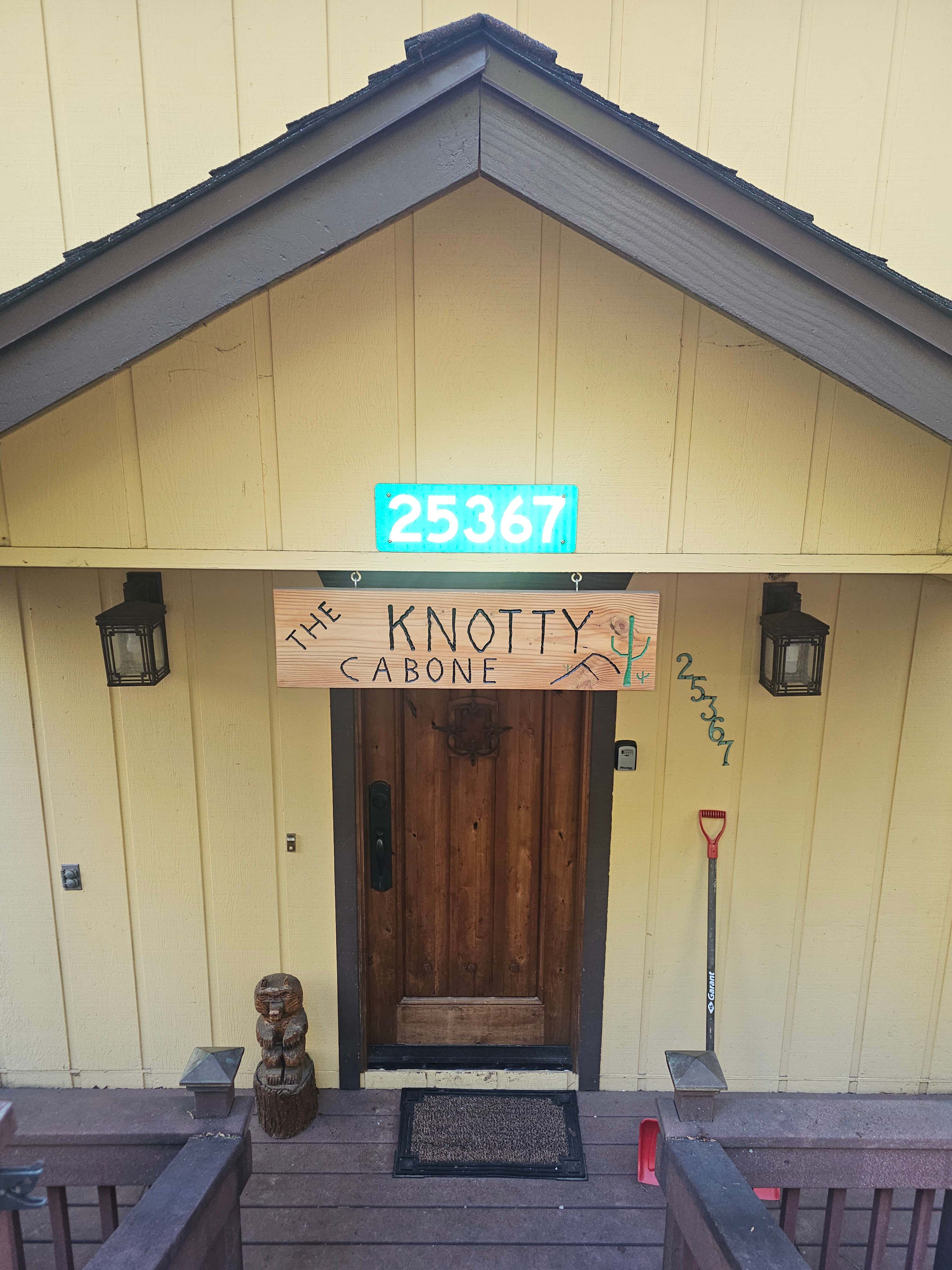  The Cozy Knotty Pine Enchantment Retreat