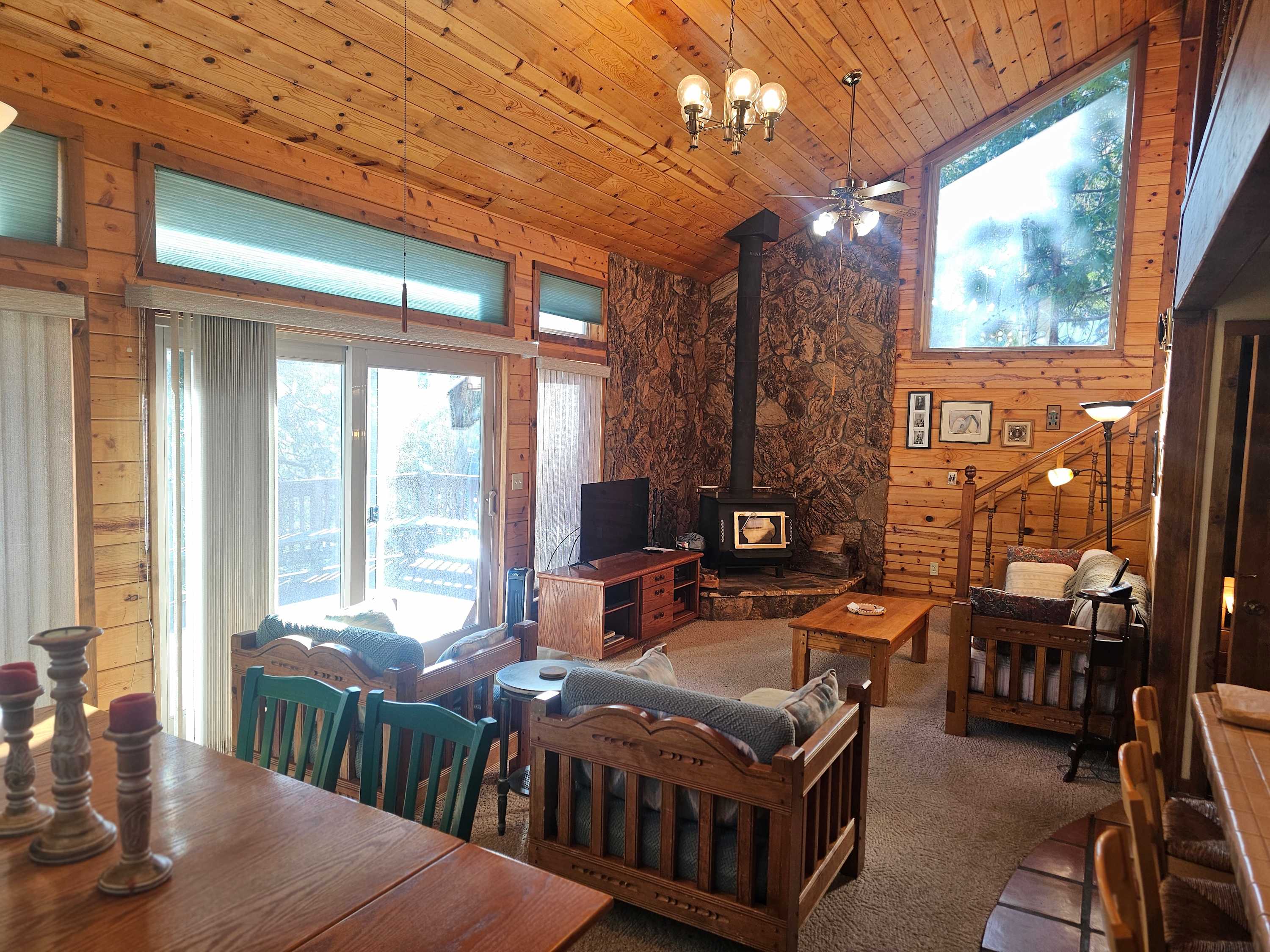 Sierra Gated Cabin: Lake & Ski Access, Game Room
