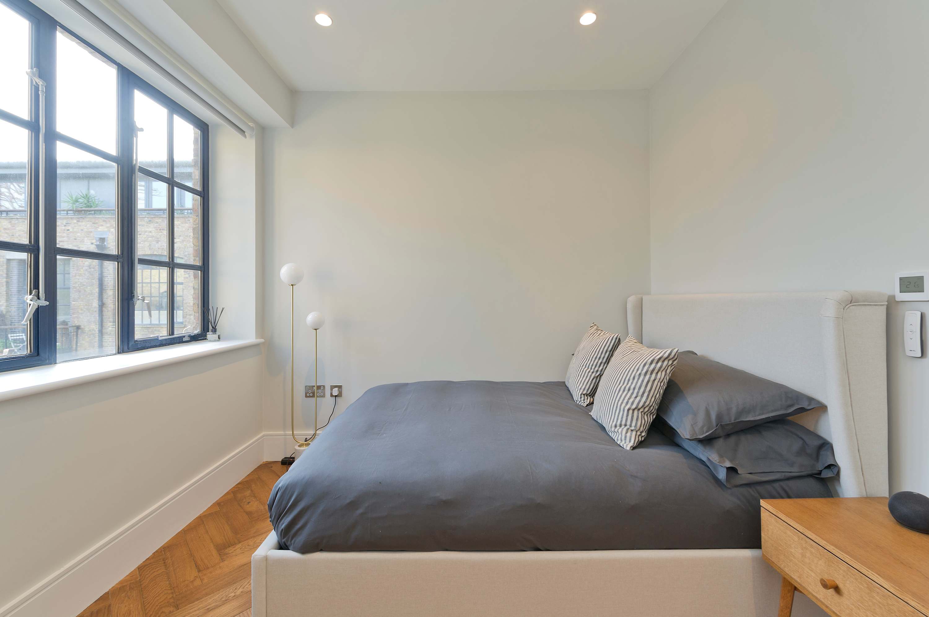 Elegant 2 bedroom flat - King's Cross in Albion Yard 9 N1 9ED - Property image 13 - VivreStays