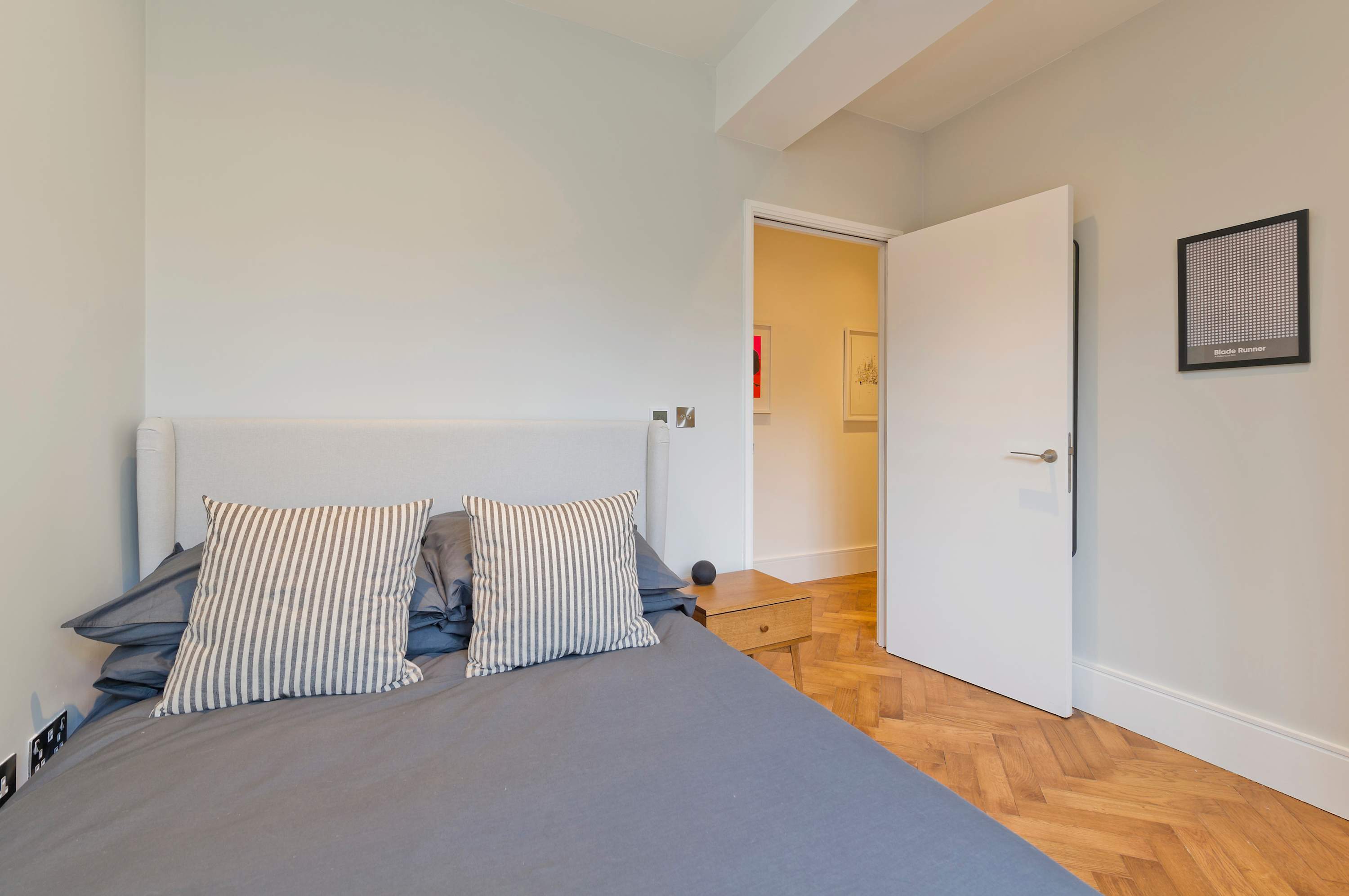 Elegant 2 bedroom flat - King's Cross in Albion Yard 9 N1 9ED - Property image 14 - VivreStays