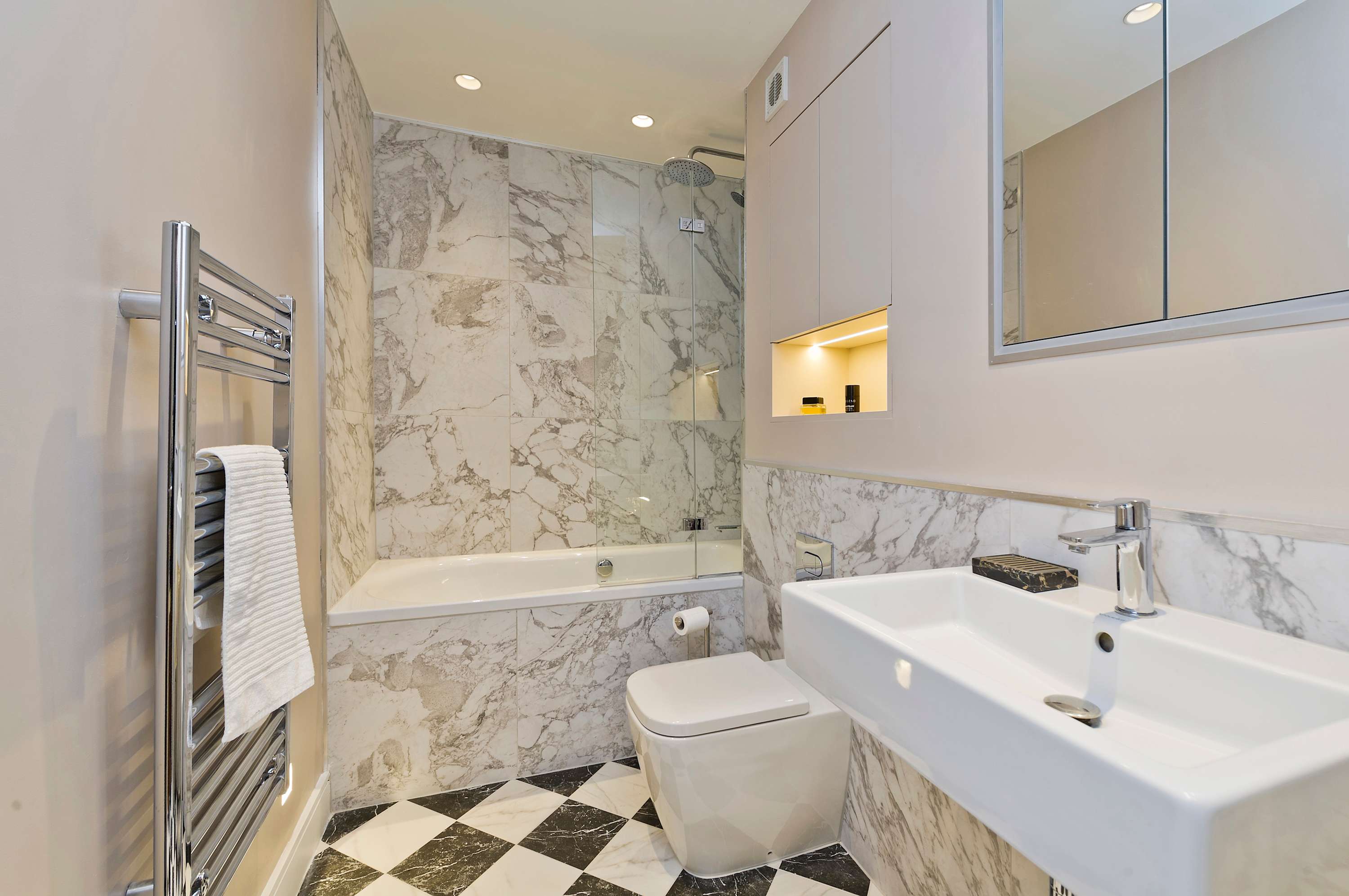 Elegant 2 bedroom flat - King's Cross in Albion Yard 9 N1 9ED - Property image 8 - VivreStays